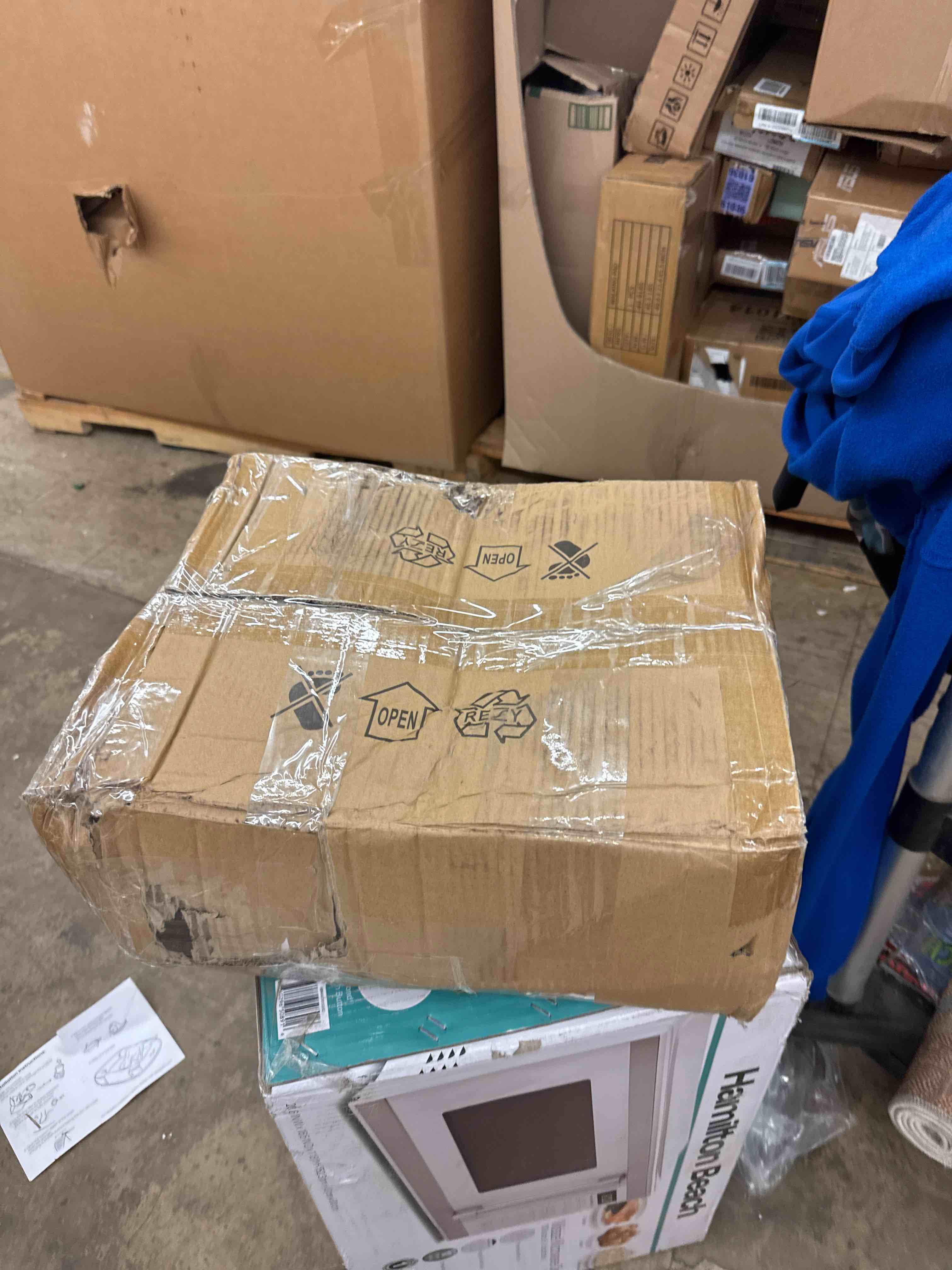 https://s3.amazonaws.com/lotting-images-prod/phillipi/GRA2174918_1745938648432.jpeg