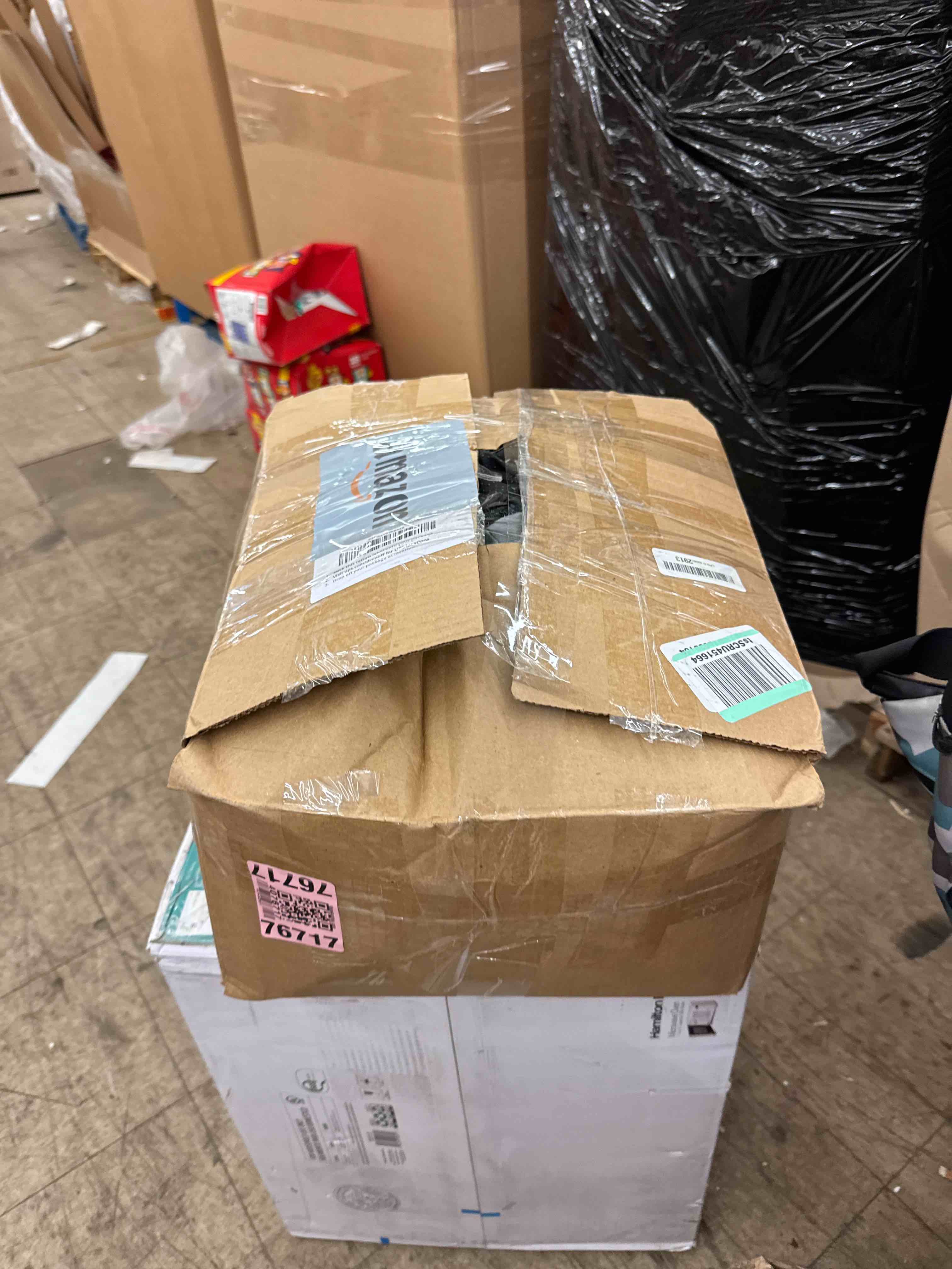 https://s3.amazonaws.com/lotting-images-prod/phillipi/GRA2175049_1746035750404.jpeg