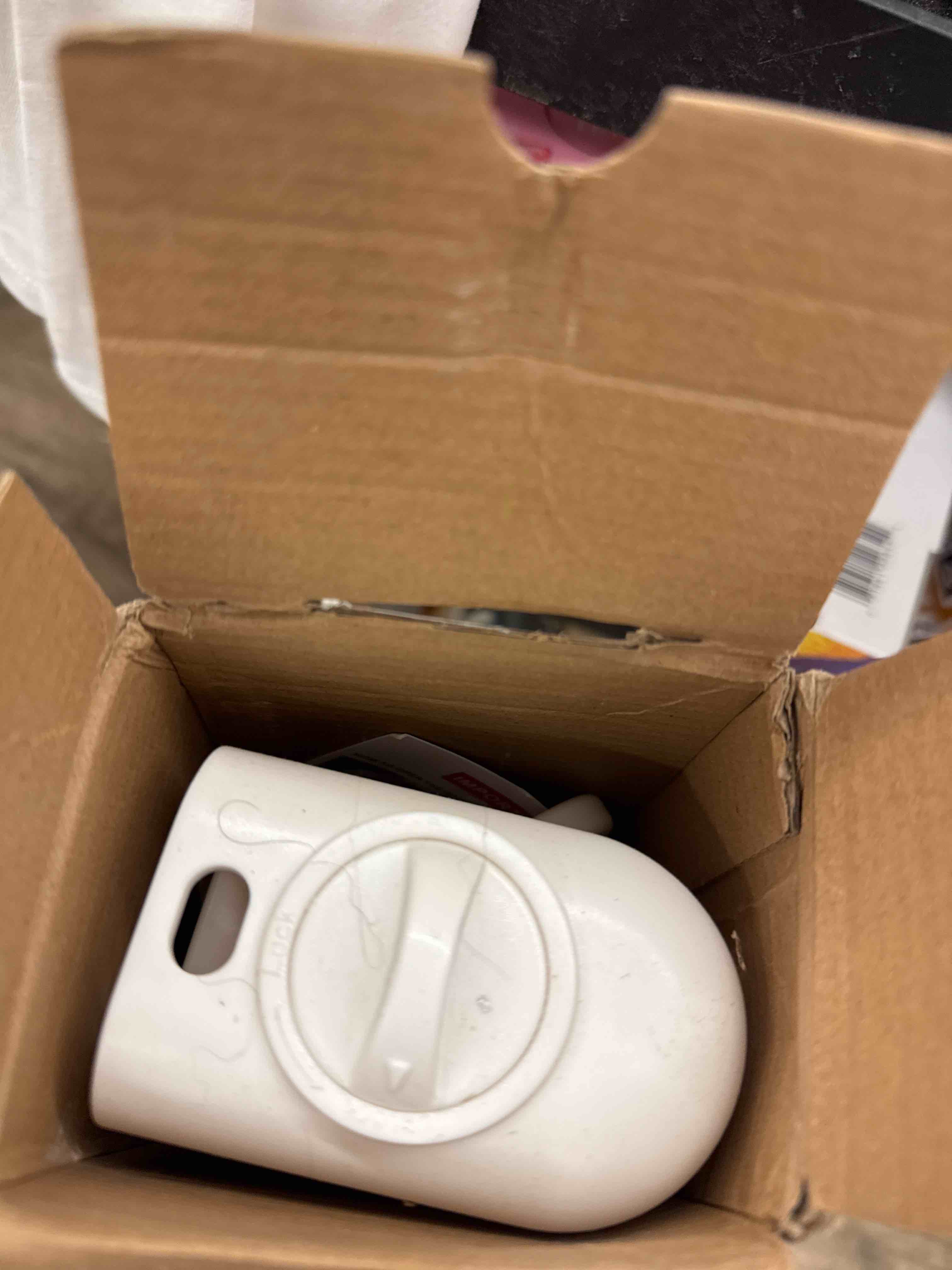 https://s3.amazonaws.com/lotting-images-prod/phillipi/GRA2175054_1746036238332.jpeg