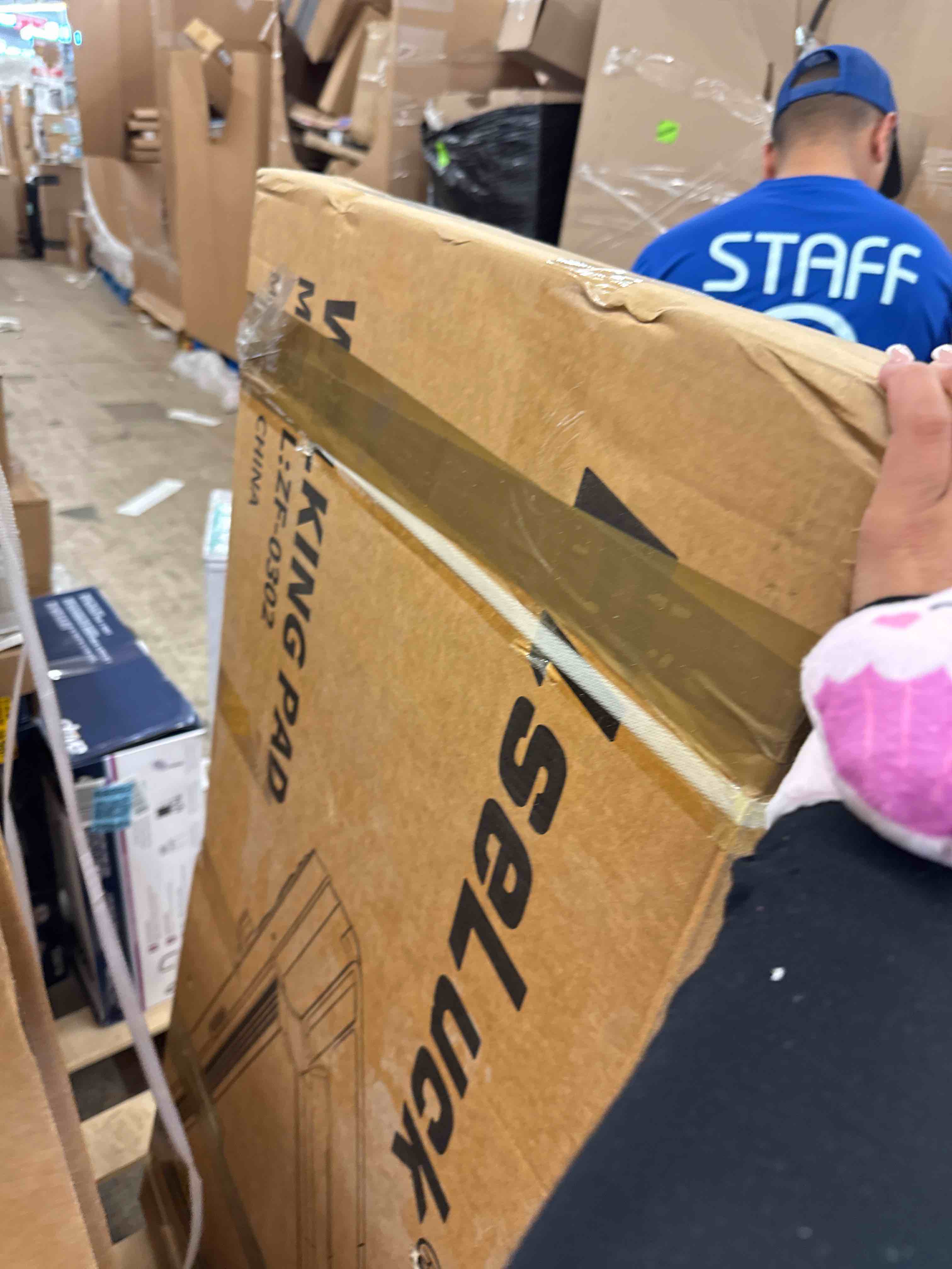 https://s3.amazonaws.com/lotting-images-prod/phillipi/GRA2175067_1746038316990.jpeg