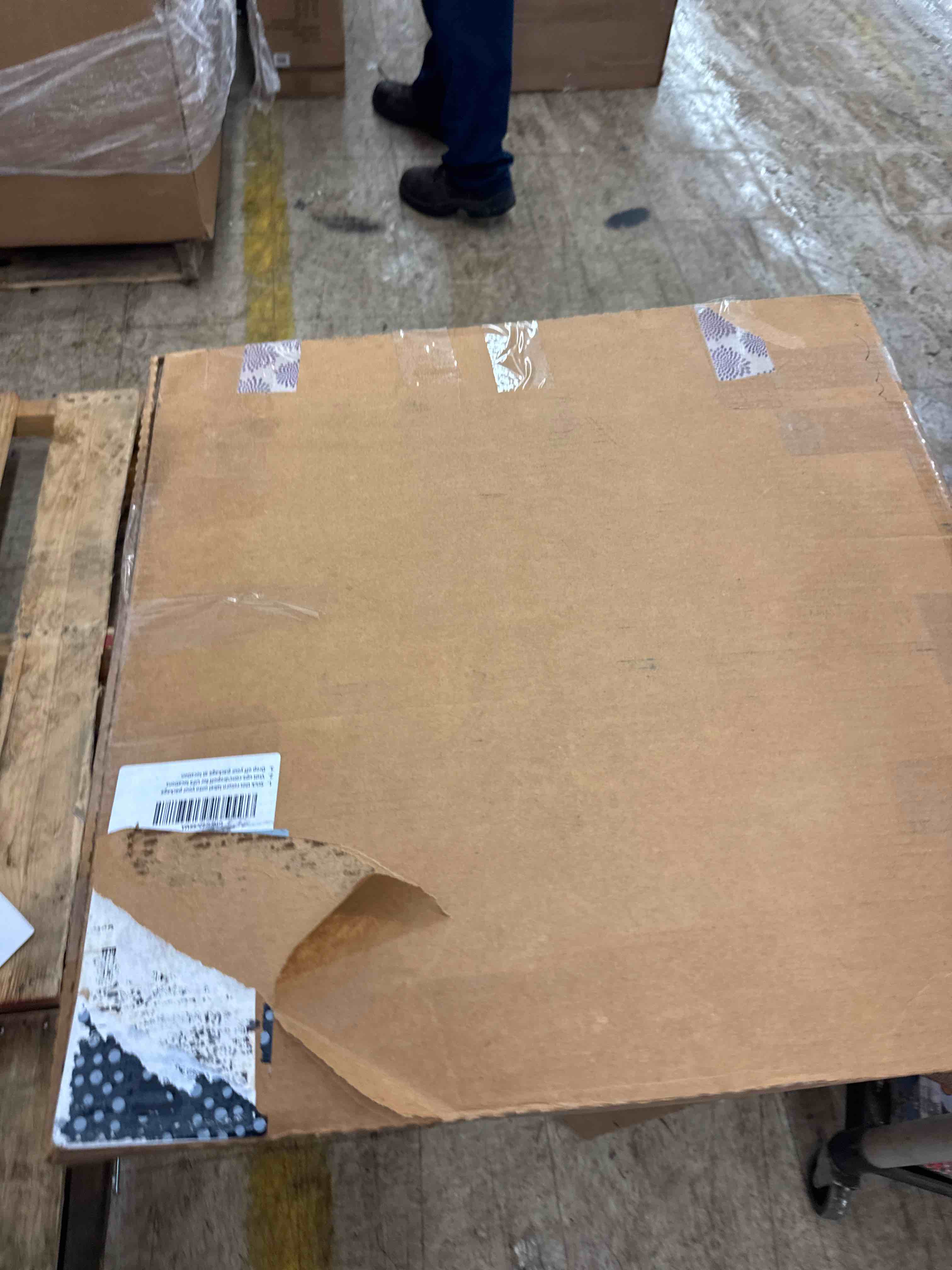 https://s3.amazonaws.com/lotting-images-prod/phillipi/GRA2175258_1746456473781.jpeg