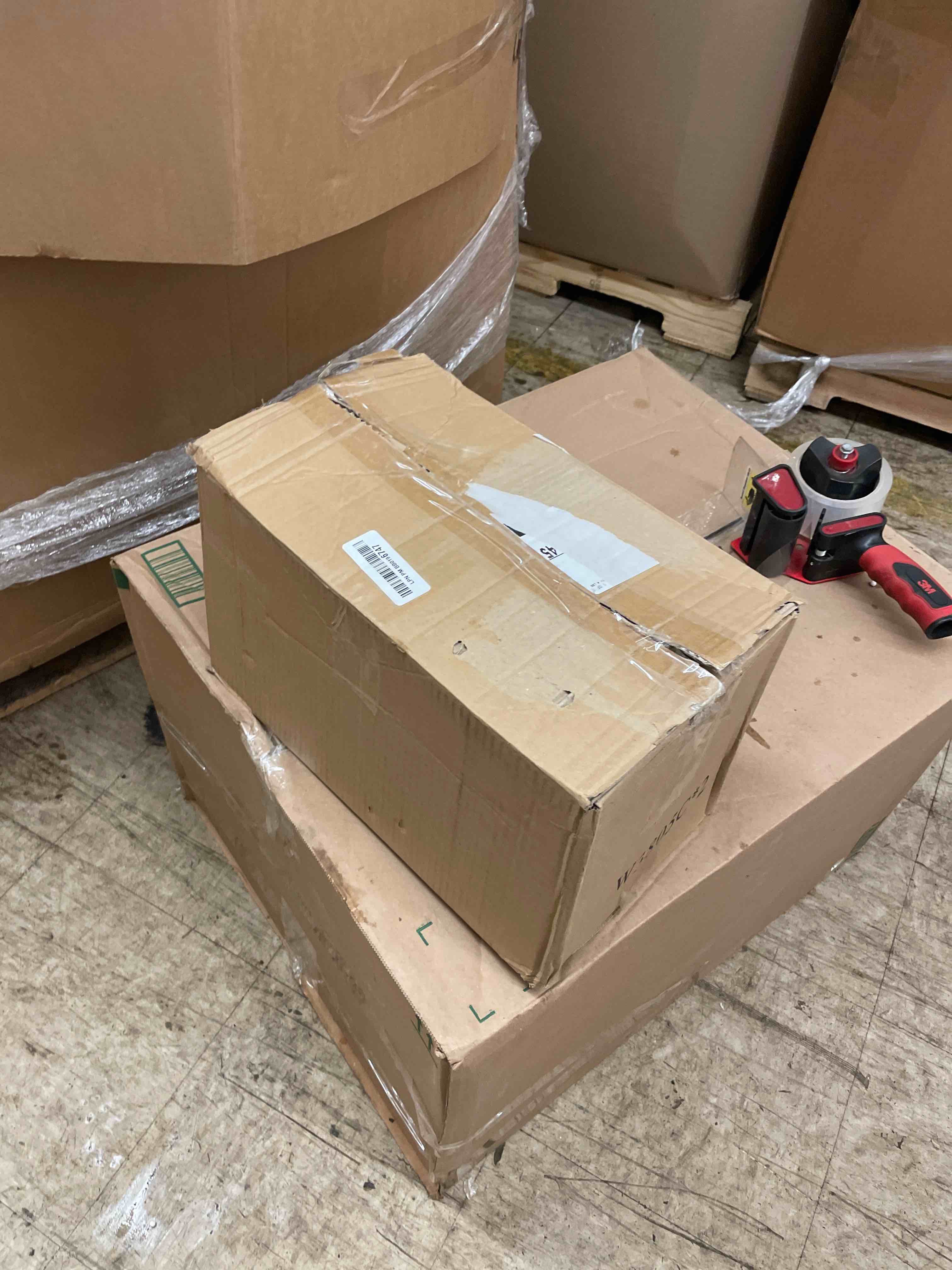 https://s3.amazonaws.com/lotting-images-prod/phillipi/GRA2175278_1746458718713.jpeg