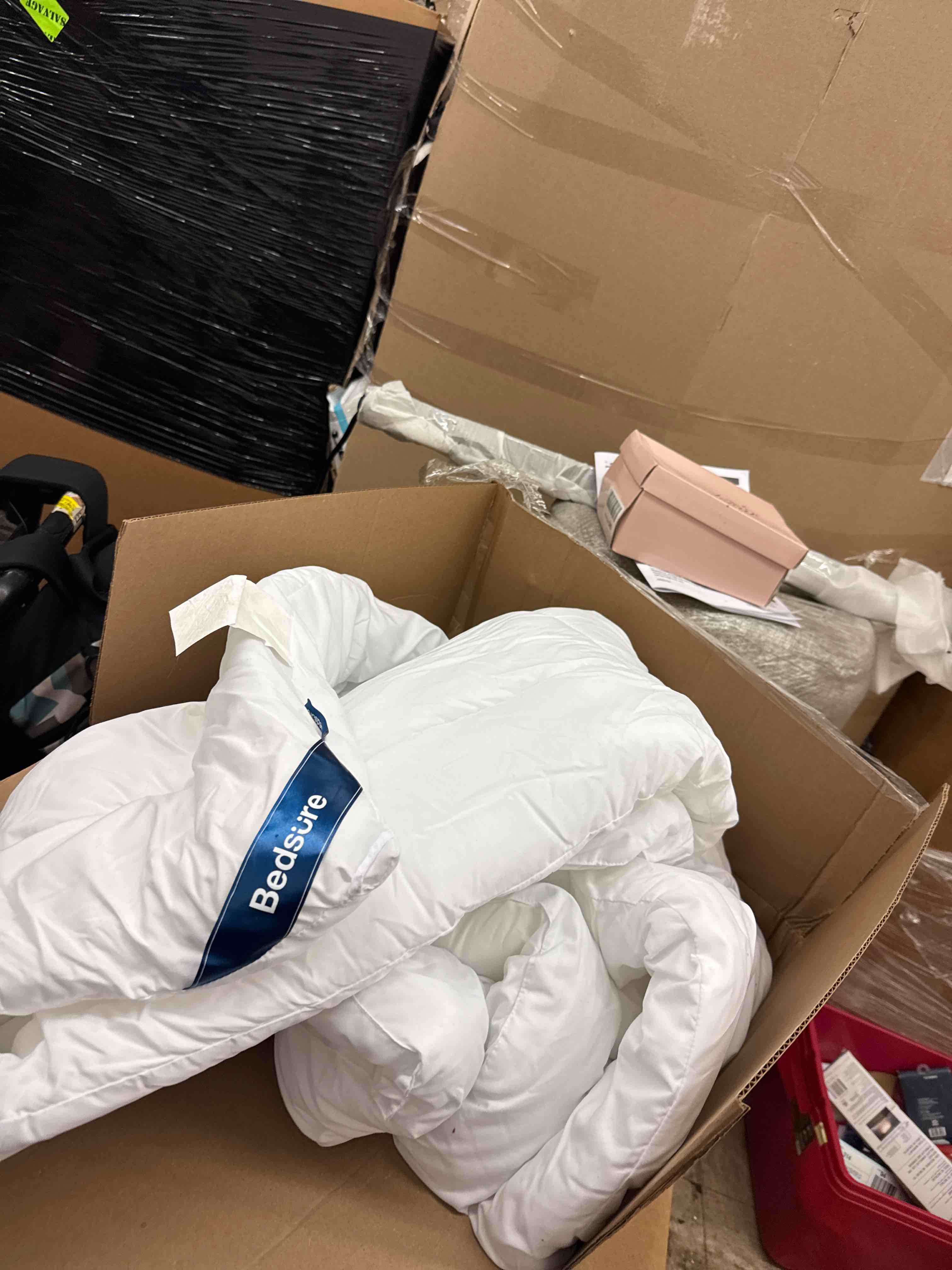 https://s3.amazonaws.com/lotting-images-prod/phillipi/GRA2175344_1746471357464.jpeg