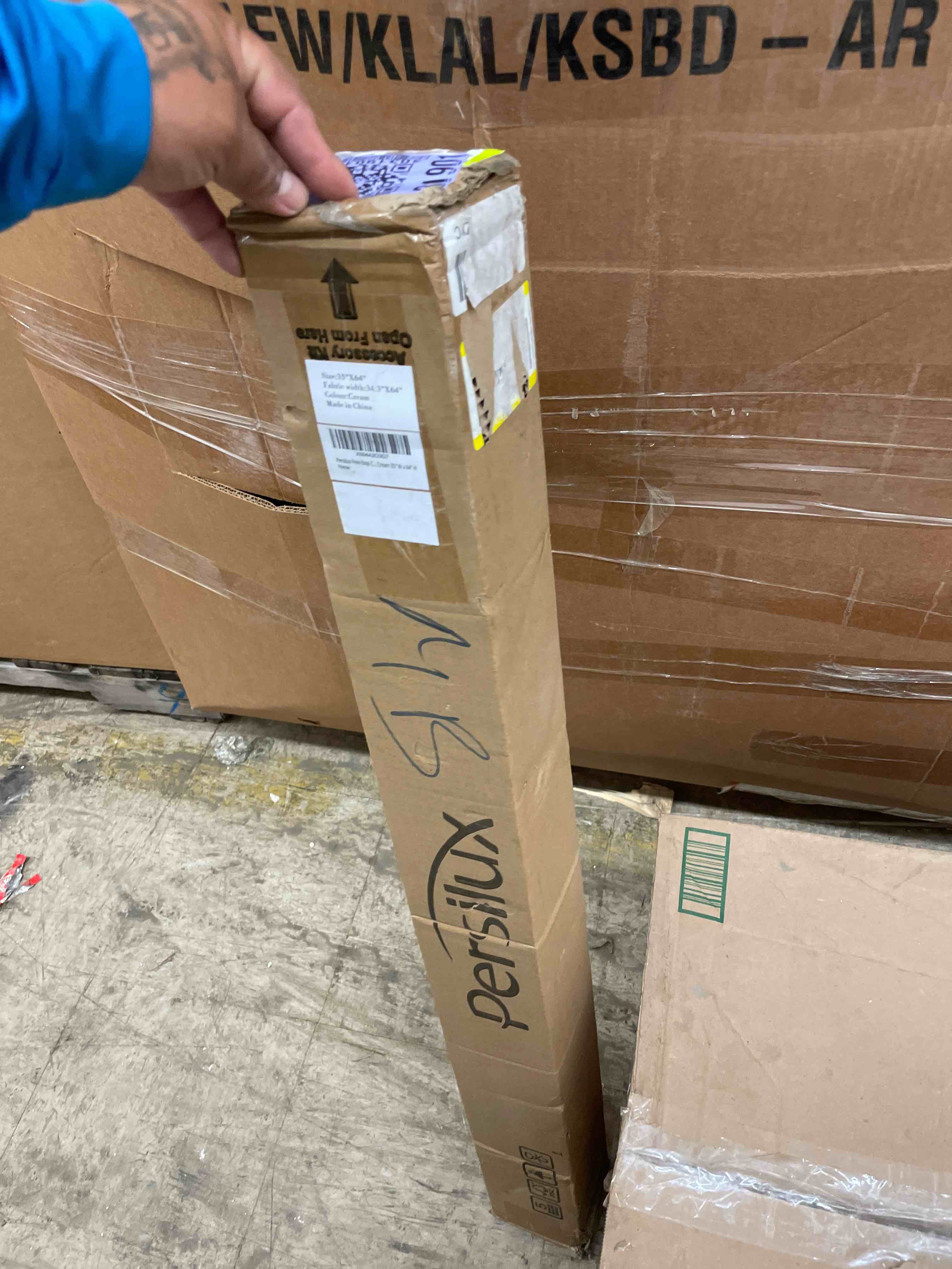 https://s3.amazonaws.com/lotting-images-prod/phillipi/GRA2175369_1746532647609.jpeg