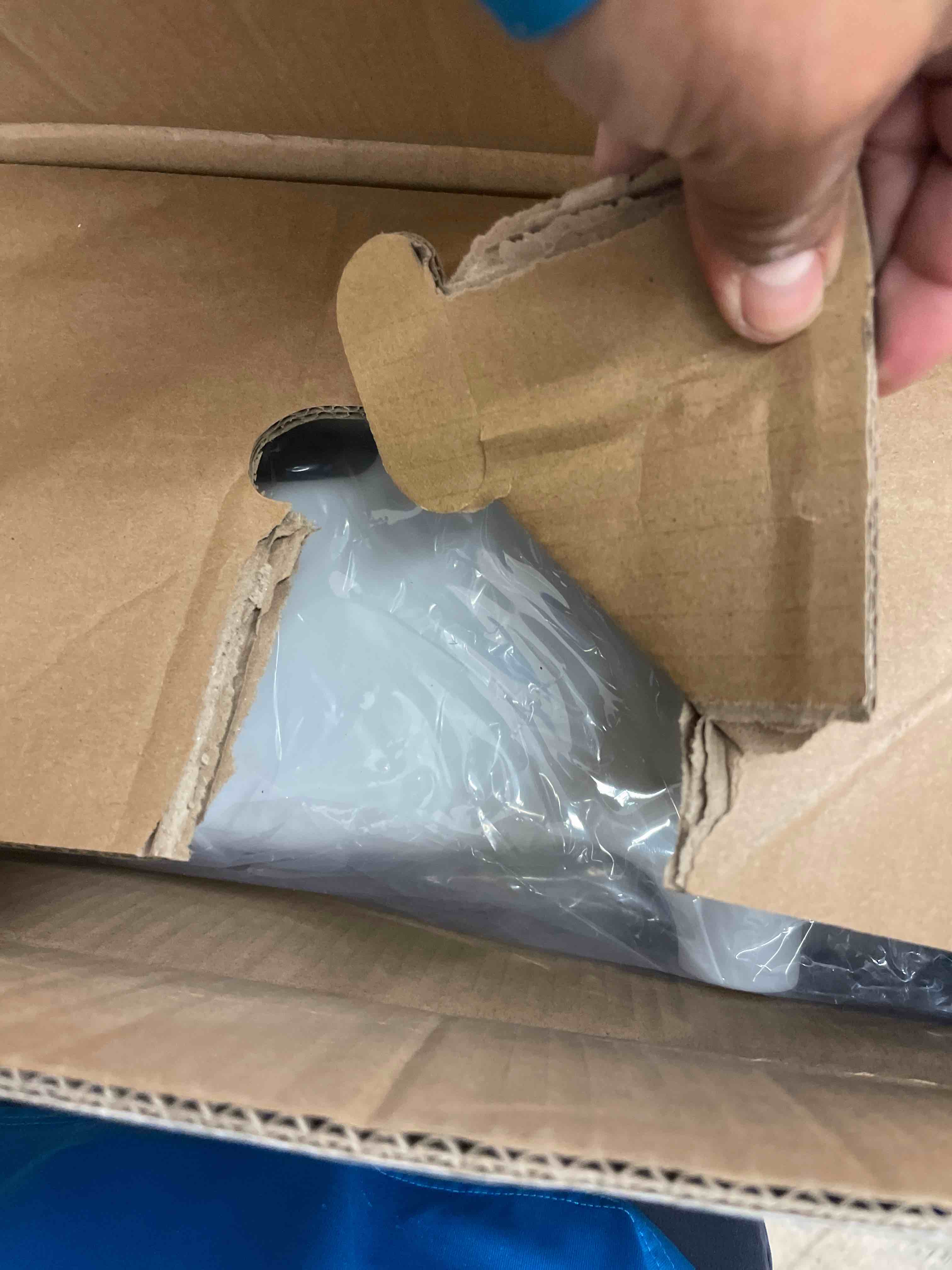 https://s3.amazonaws.com/lotting-images-prod/phillipi/GRA2175376_1746533696897.jpeg