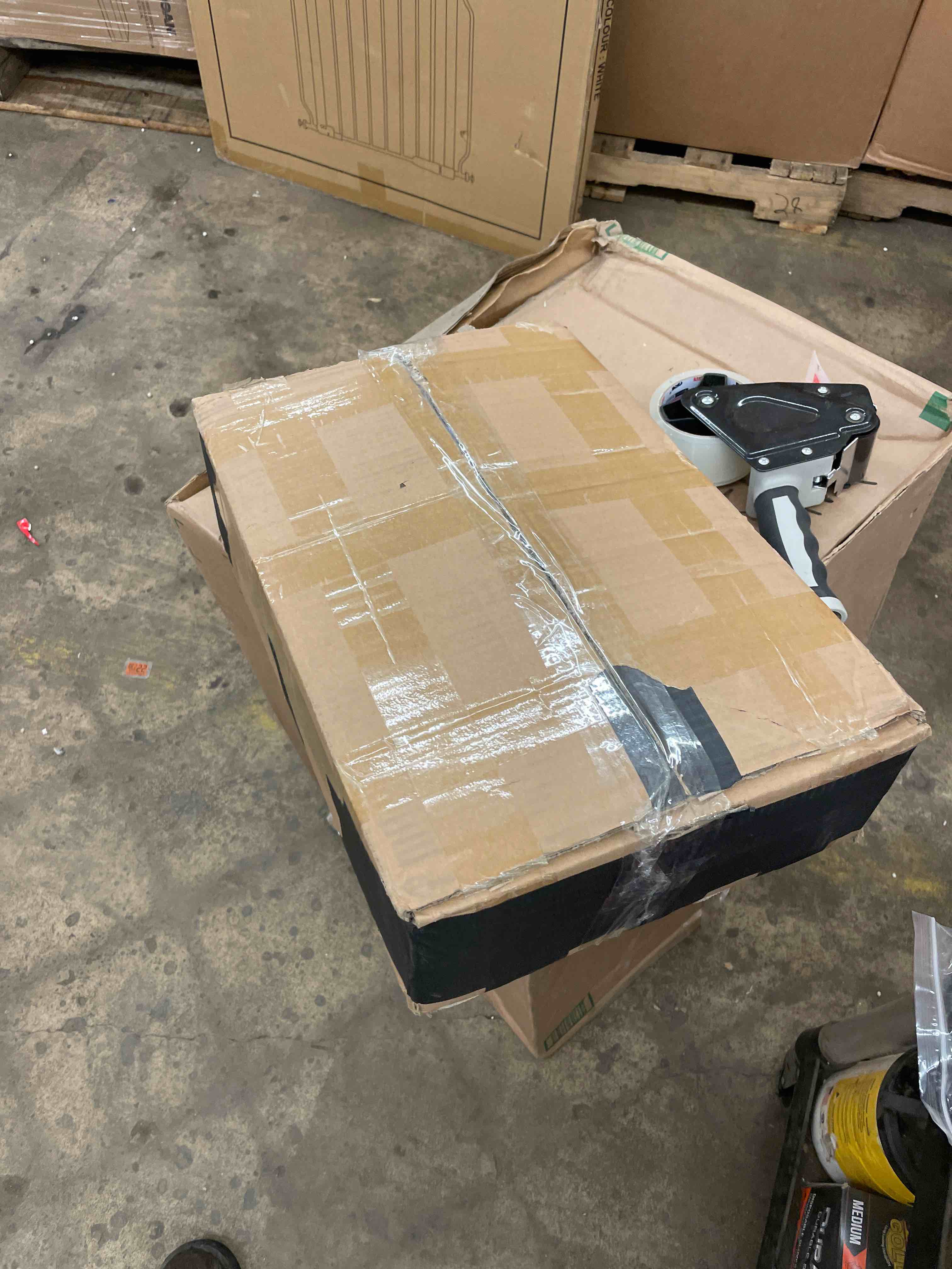 https://s3.amazonaws.com/lotting-images-prod/phillipi/GRA2175461_1746555308390.jpeg