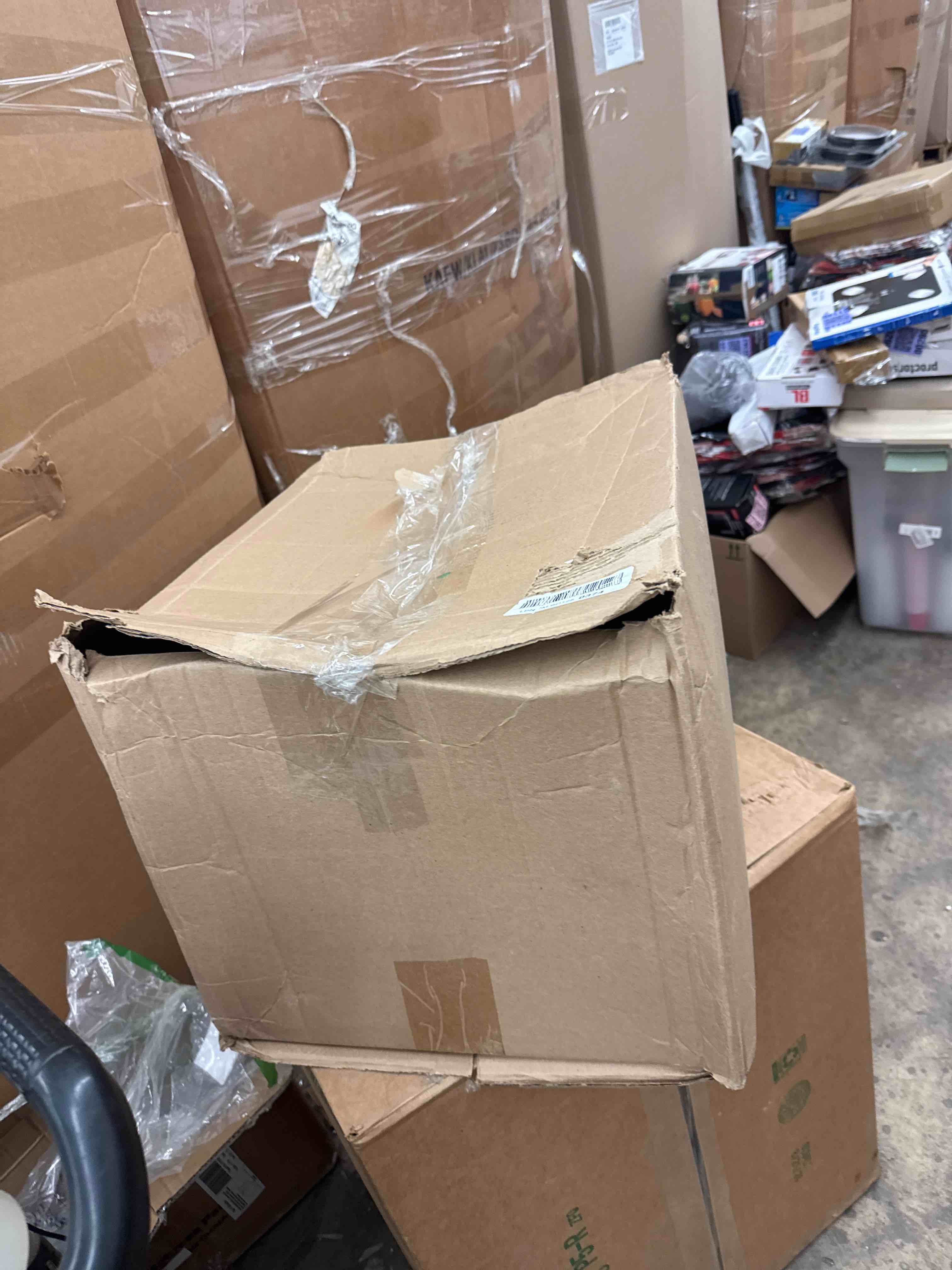 https://s3.amazonaws.com/lotting-images-prod/phillipi/GRA2175465_1746555855607.jpeg