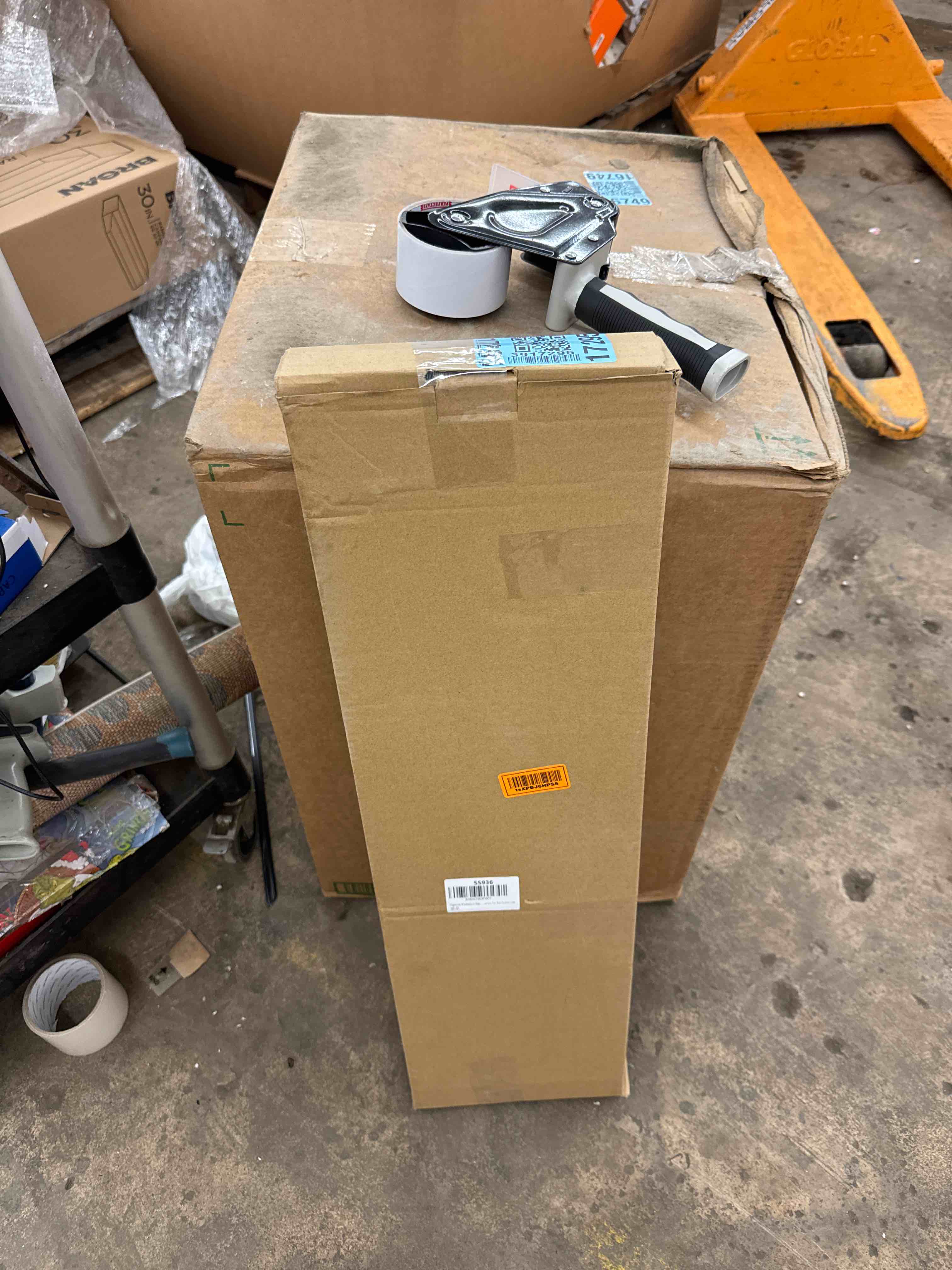 https://s3.amazonaws.com/lotting-images-prod/phillipi/GRA2175502_1746559772289.jpeg