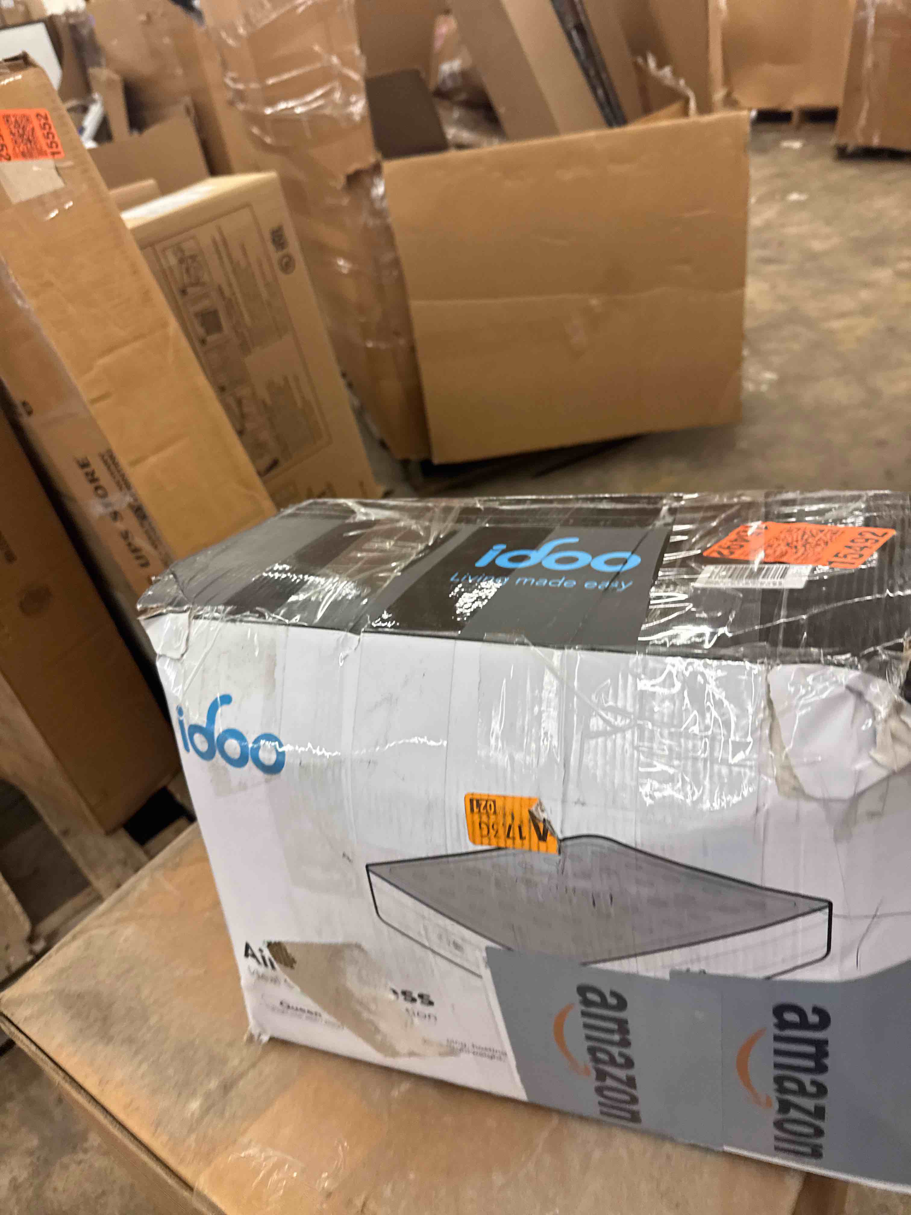 https://s3.amazonaws.com/lotting-images-prod/phillipi/GRA2175505_1746623896705.jpeg