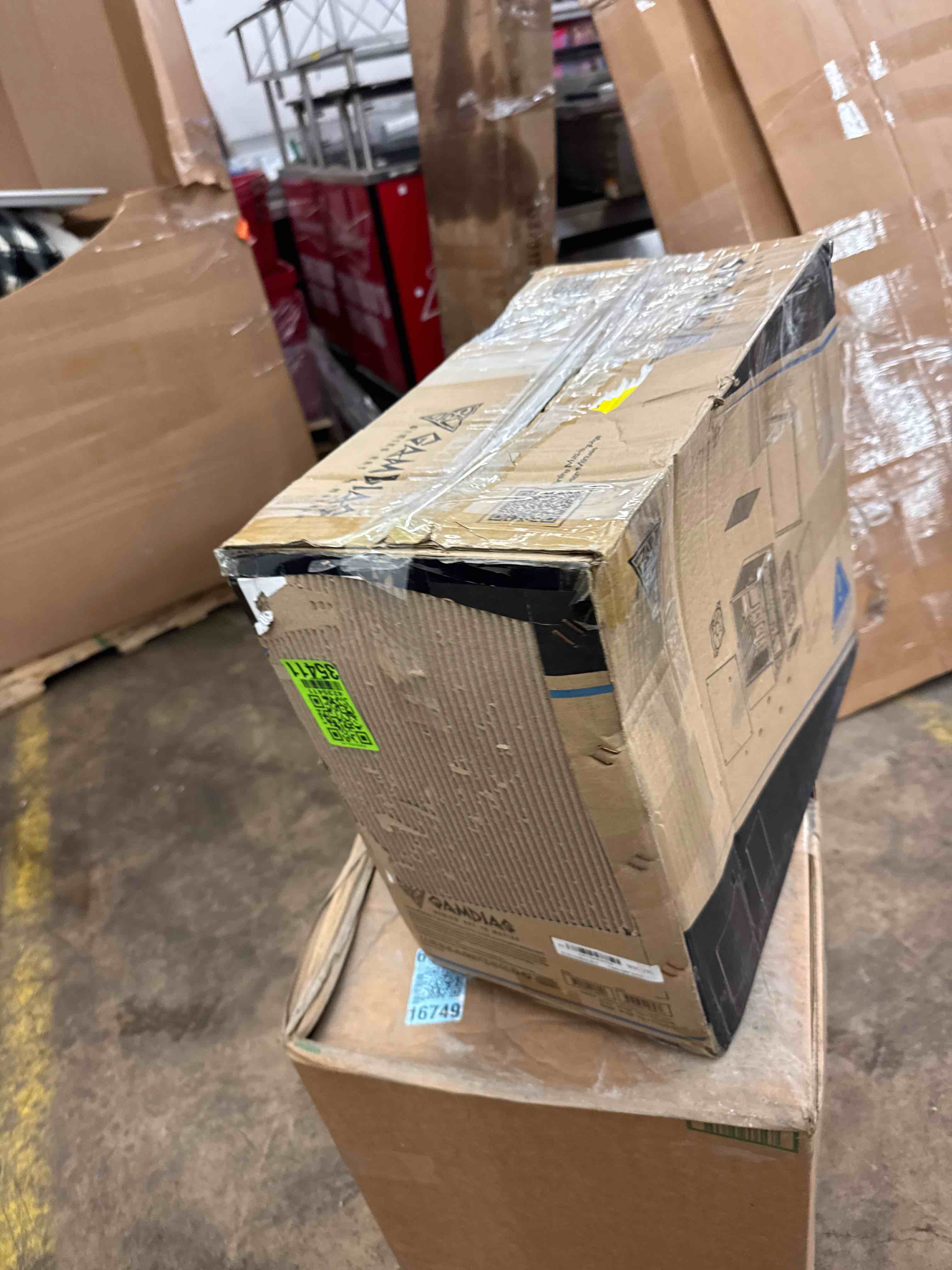 https://s3.amazonaws.com/lotting-images-prod/phillipi/GRA2175543_1746632854963.jpeg