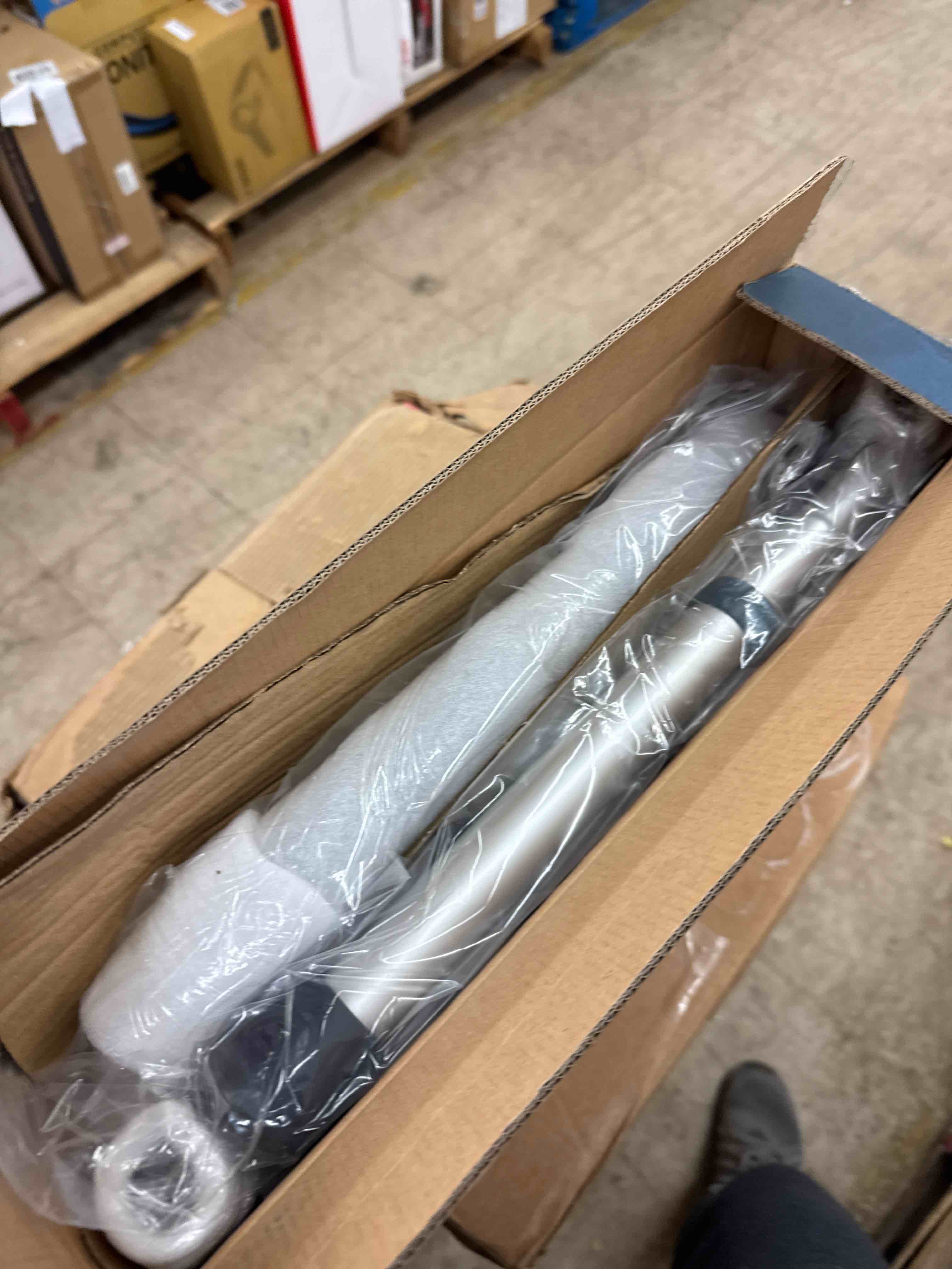 https://s3.amazonaws.com/lotting-images-prod/phillipi/GRA2175586_1746803391416.jpeg
