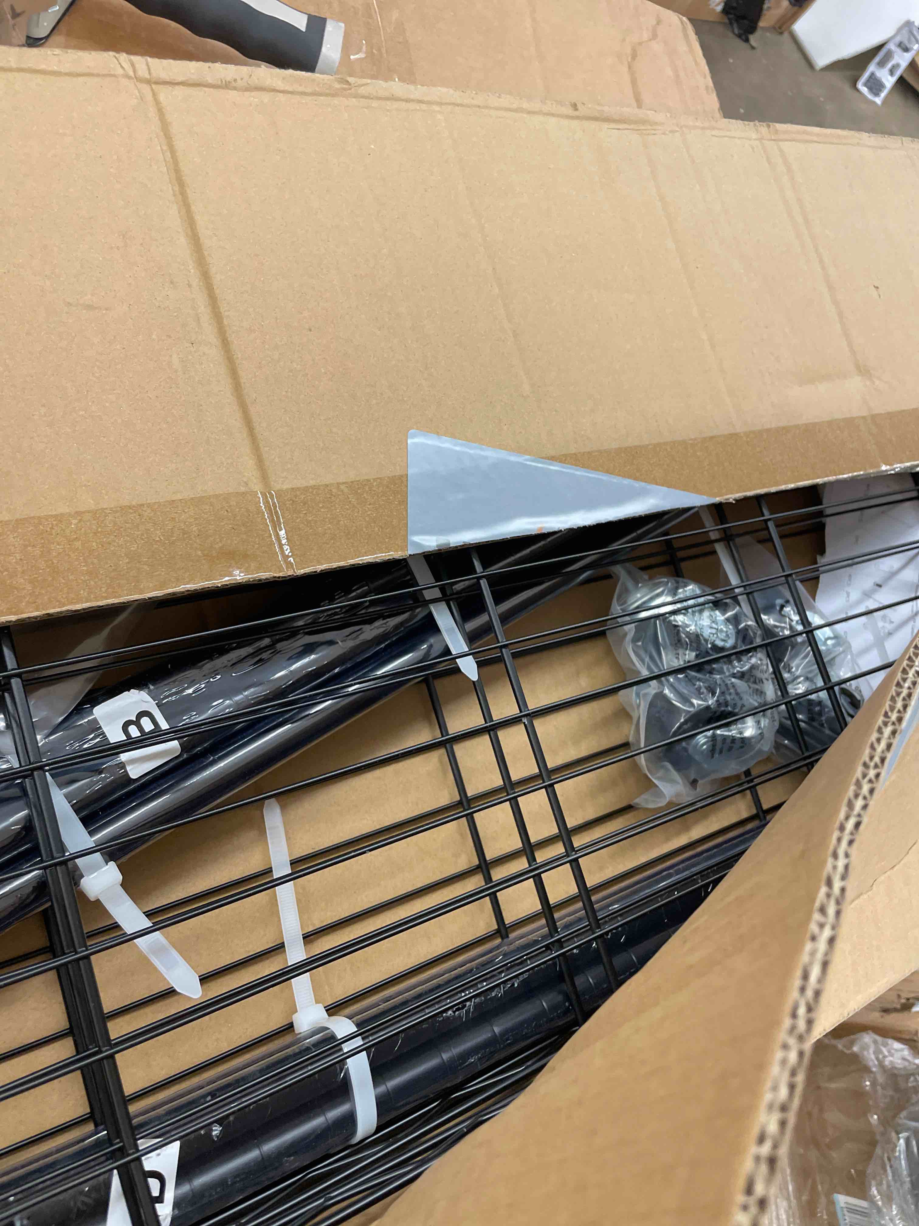 https://s3.amazonaws.com/lotting-images-prod/phillipi/GRA2175927_1747418439964.jpeg