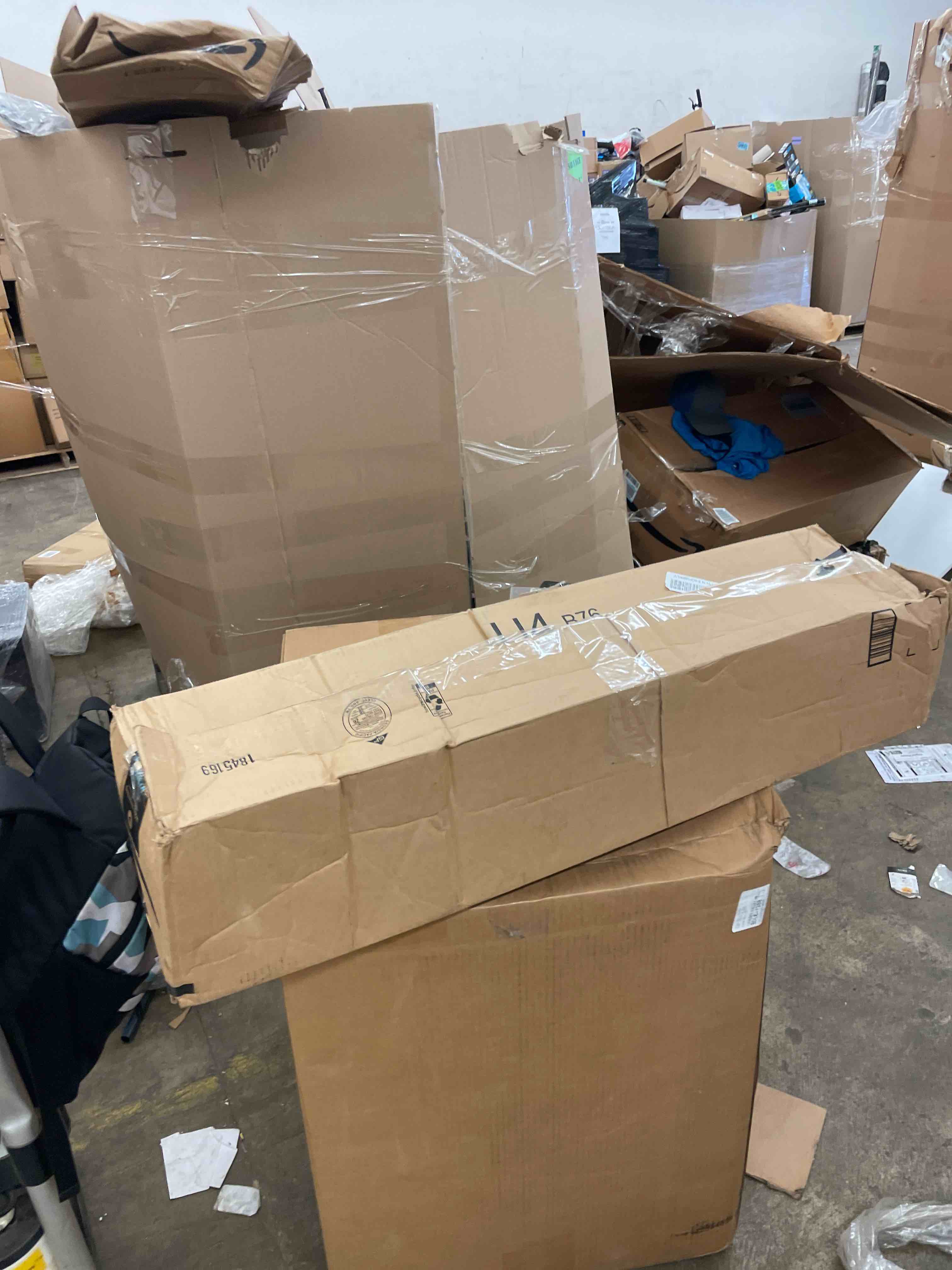 https://s3.amazonaws.com/lotting-images-prod/phillipi/GRA2175928_1747418548827.jpeg