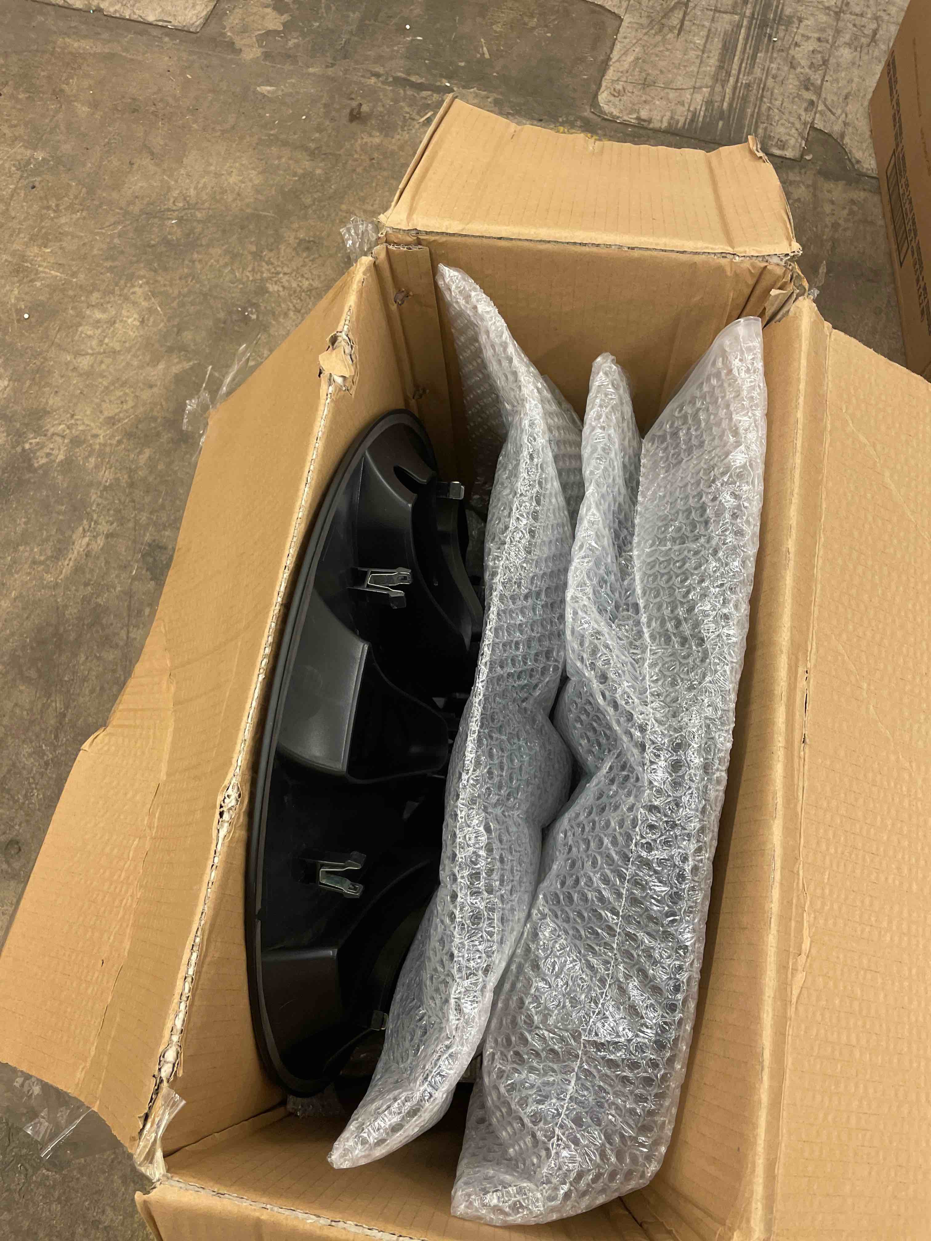 https://s3.amazonaws.com/lotting-images-prod/phillipi/GRA2175929_1747418750048.jpeg