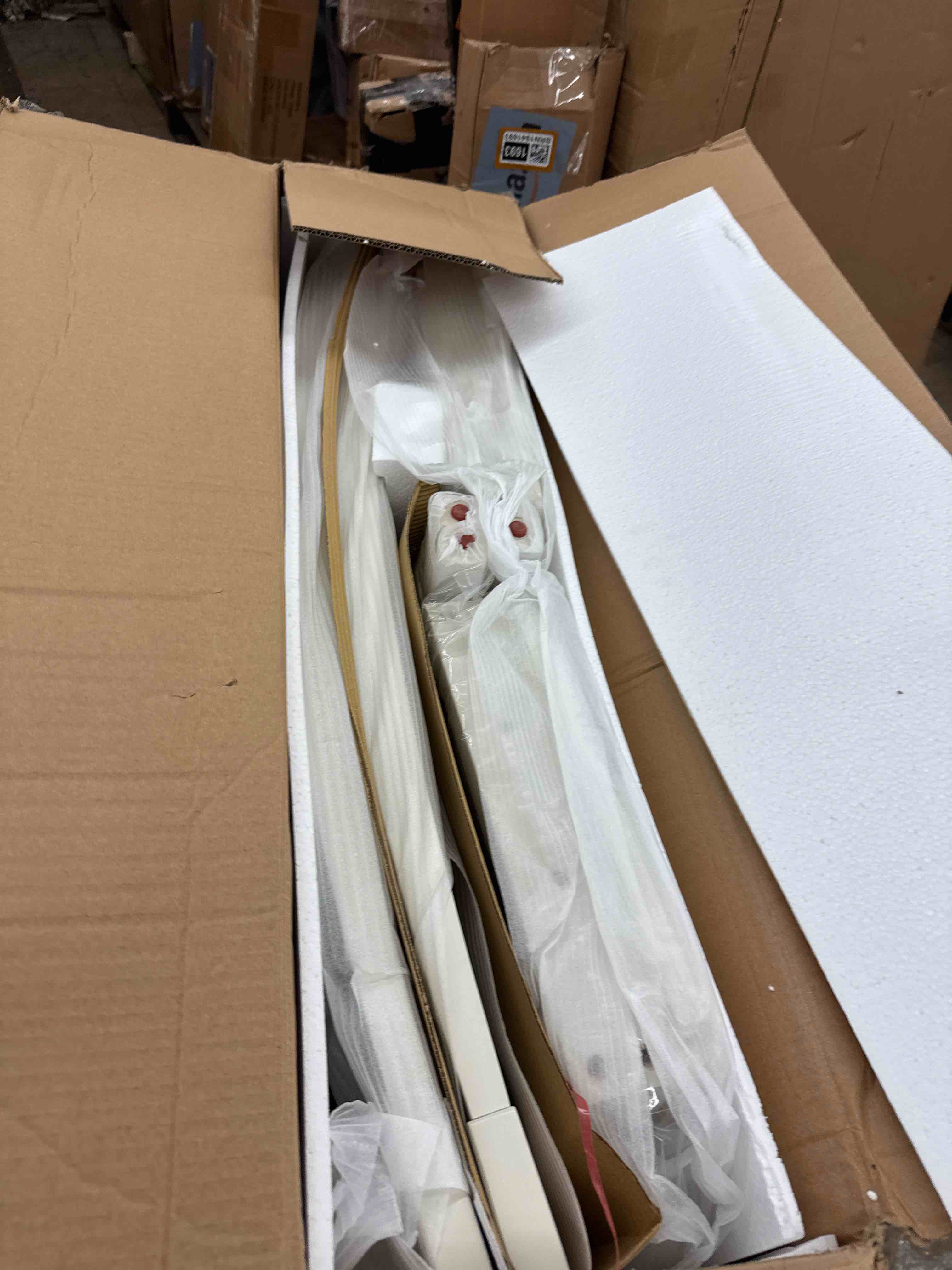 https://s3.amazonaws.com/lotting-images-prod/phillipi/GRA2175938_1747419969579.jpeg