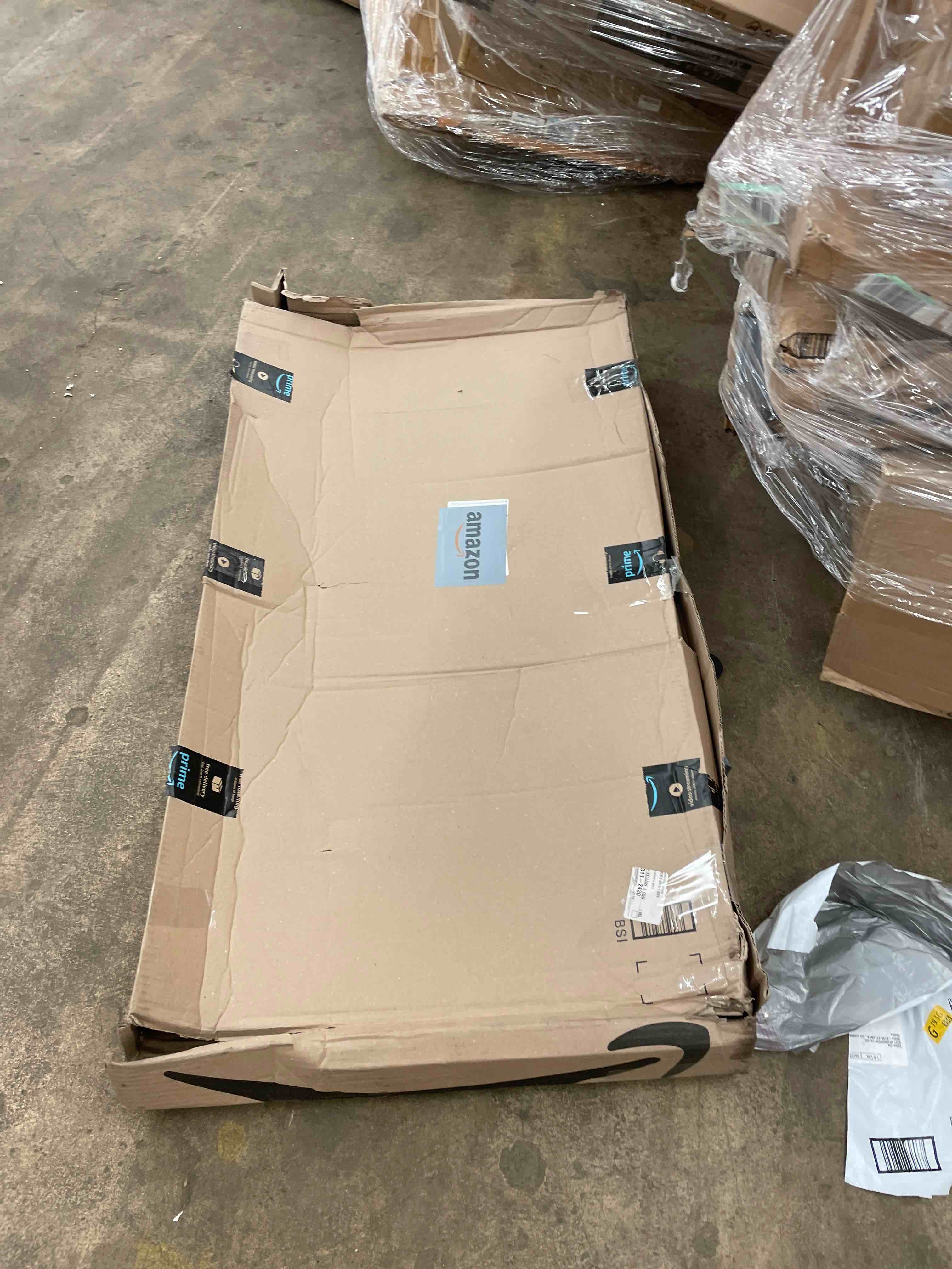 https://s3.amazonaws.com/lotting-images-prod/phillipi/GRA2175956_1747421906169.jpeg
