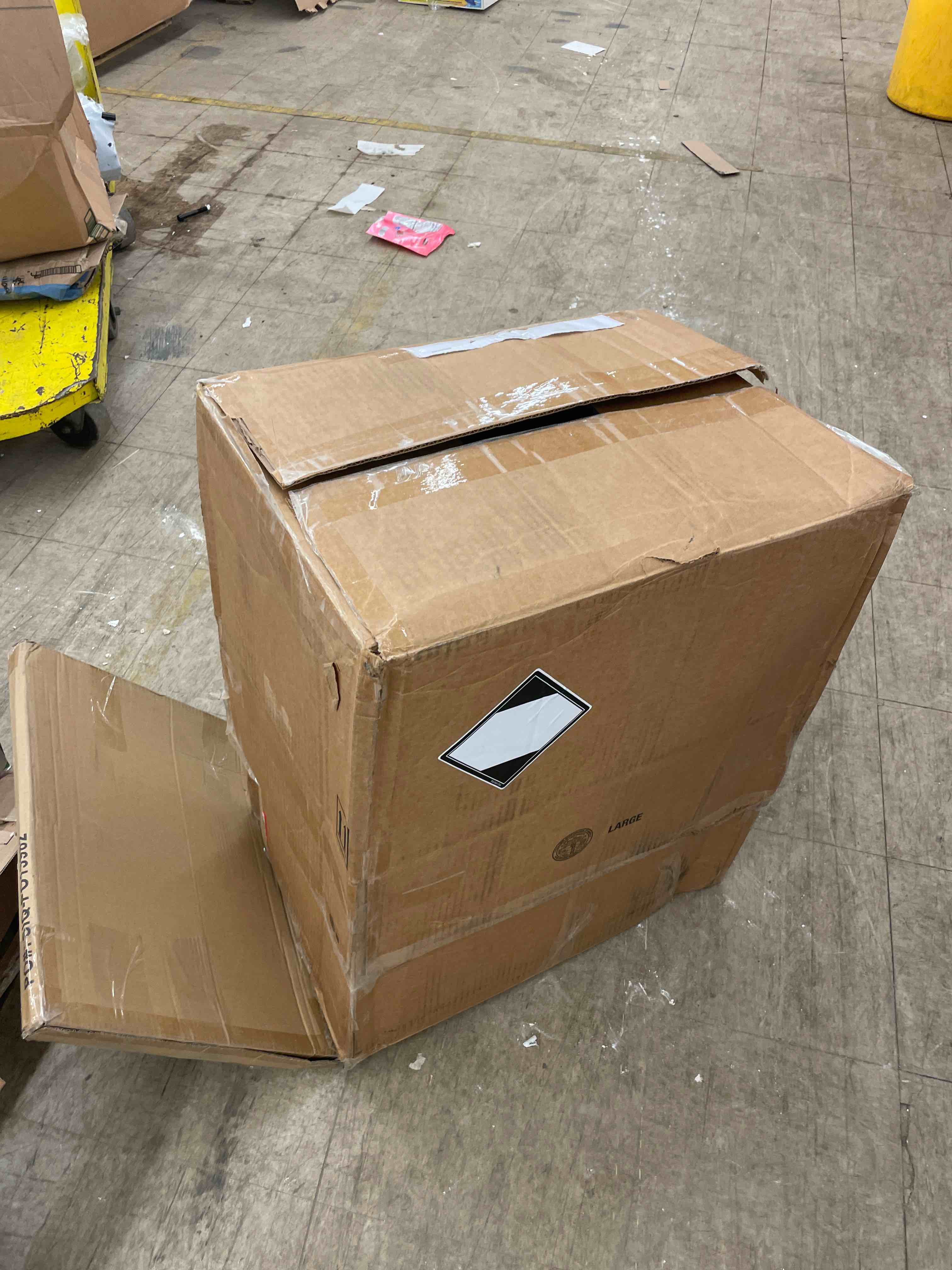 https://s3.amazonaws.com/lotting-images-prod/phillipi/GRA2224149_1745675274819.jpeg