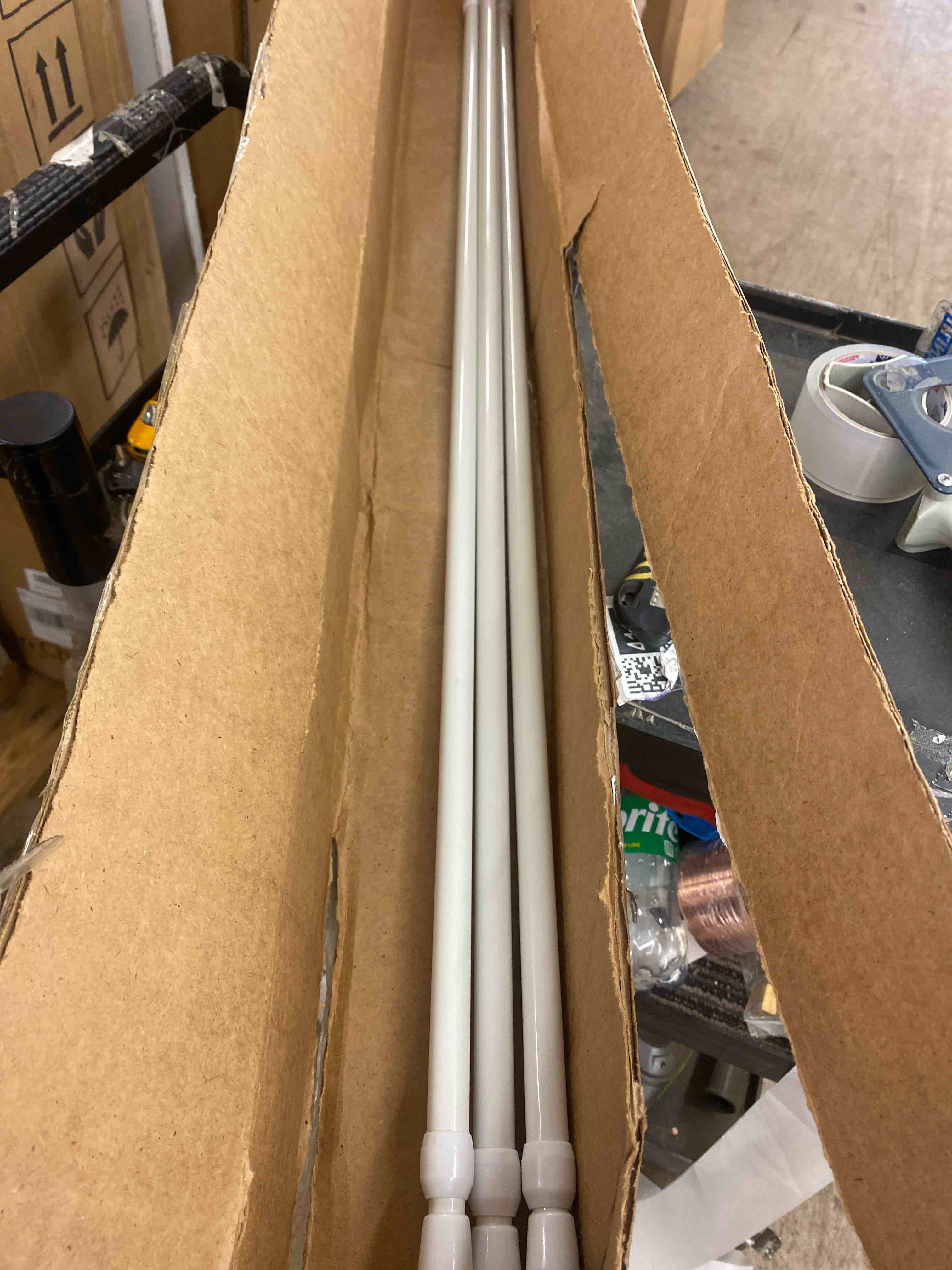 https://s3.amazonaws.com/lotting-images-prod/phillipi/GRA2224250_1745949464962.jpeg