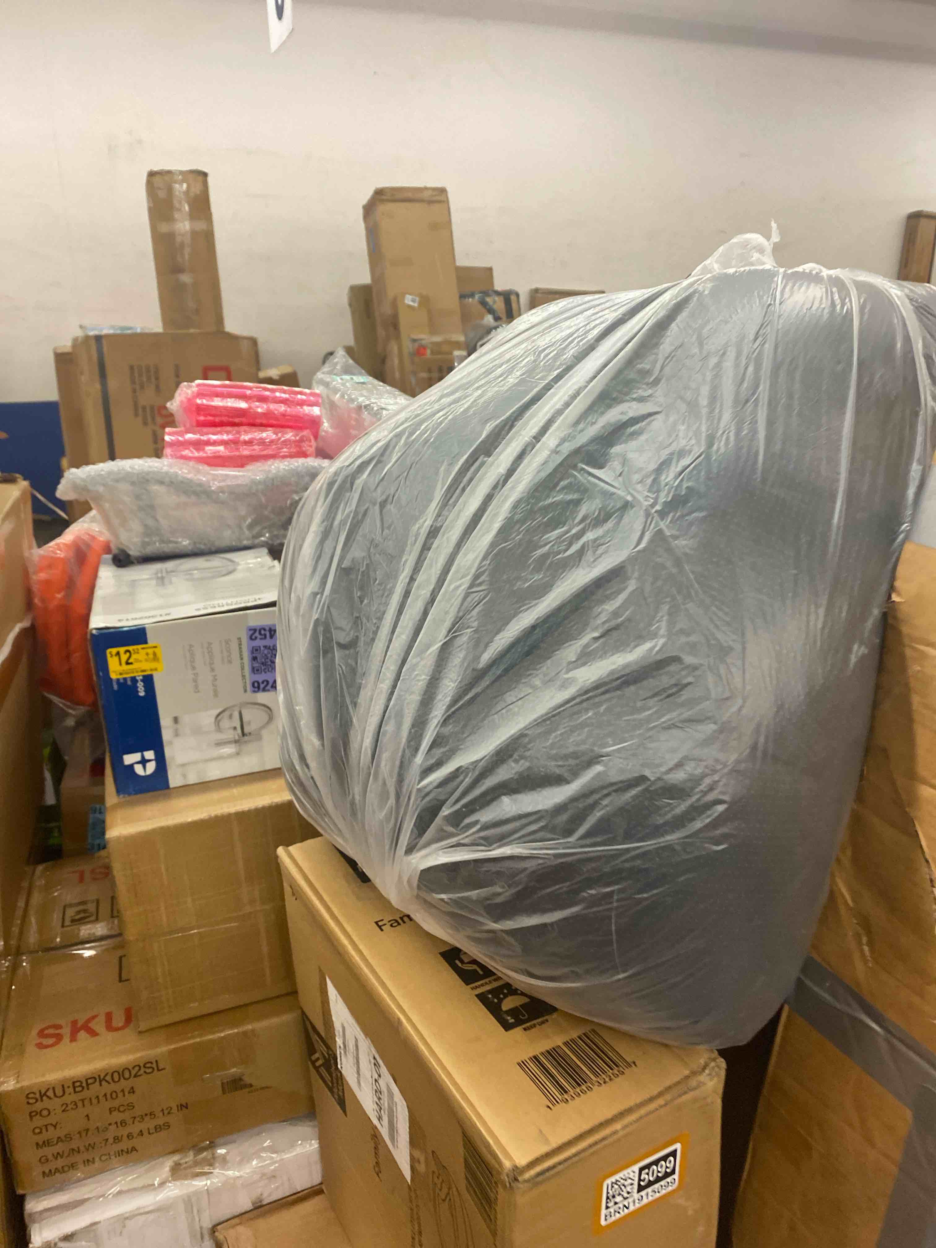 https://s3.amazonaws.com/lotting-images-prod/phillipi/GRA2224276_1746107513630.jpeg