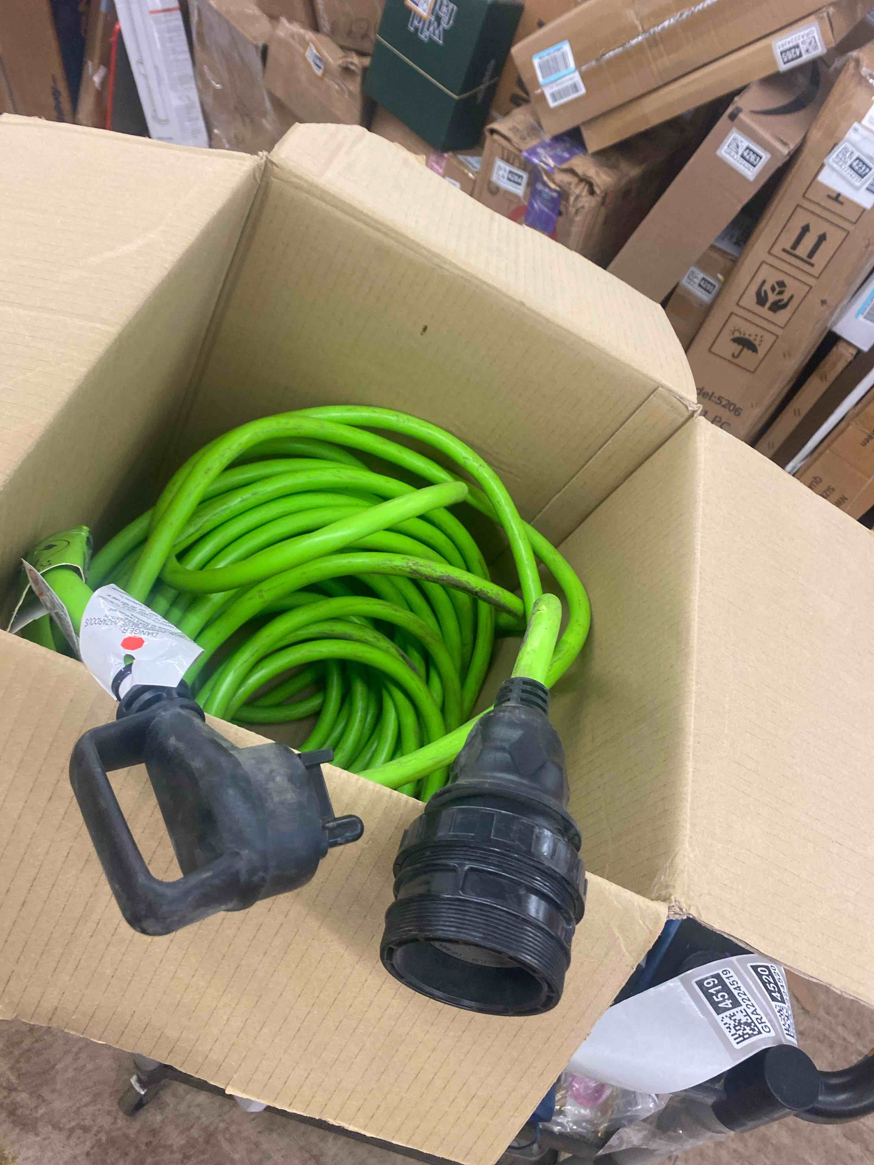https://s3.amazonaws.com/lotting-images-prod/phillipi/GRA2224519_1746565370148.jpeg