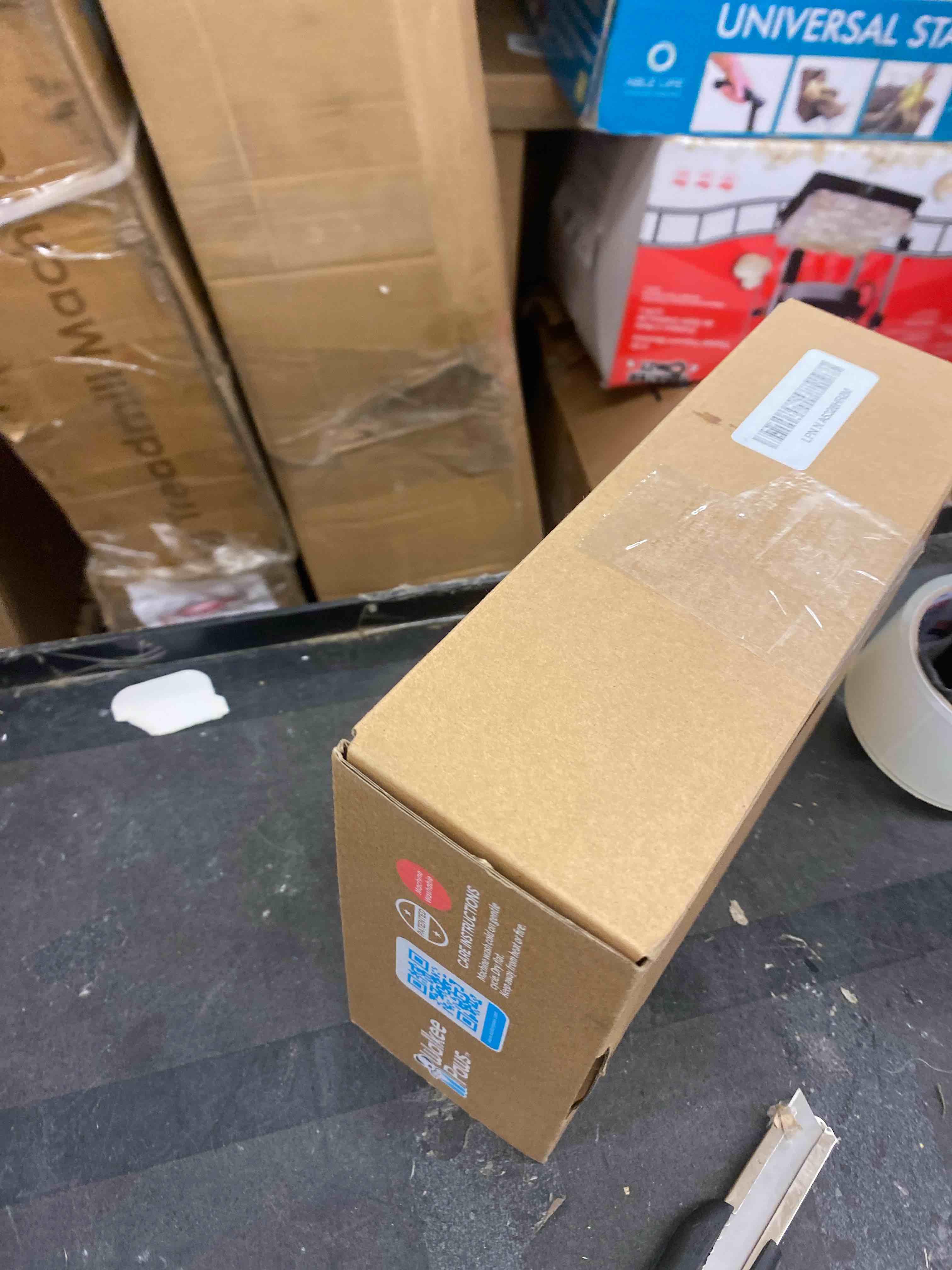 https://s3.amazonaws.com/lotting-images-prod/phillipi/GRA2224563_1746713572102.jpeg