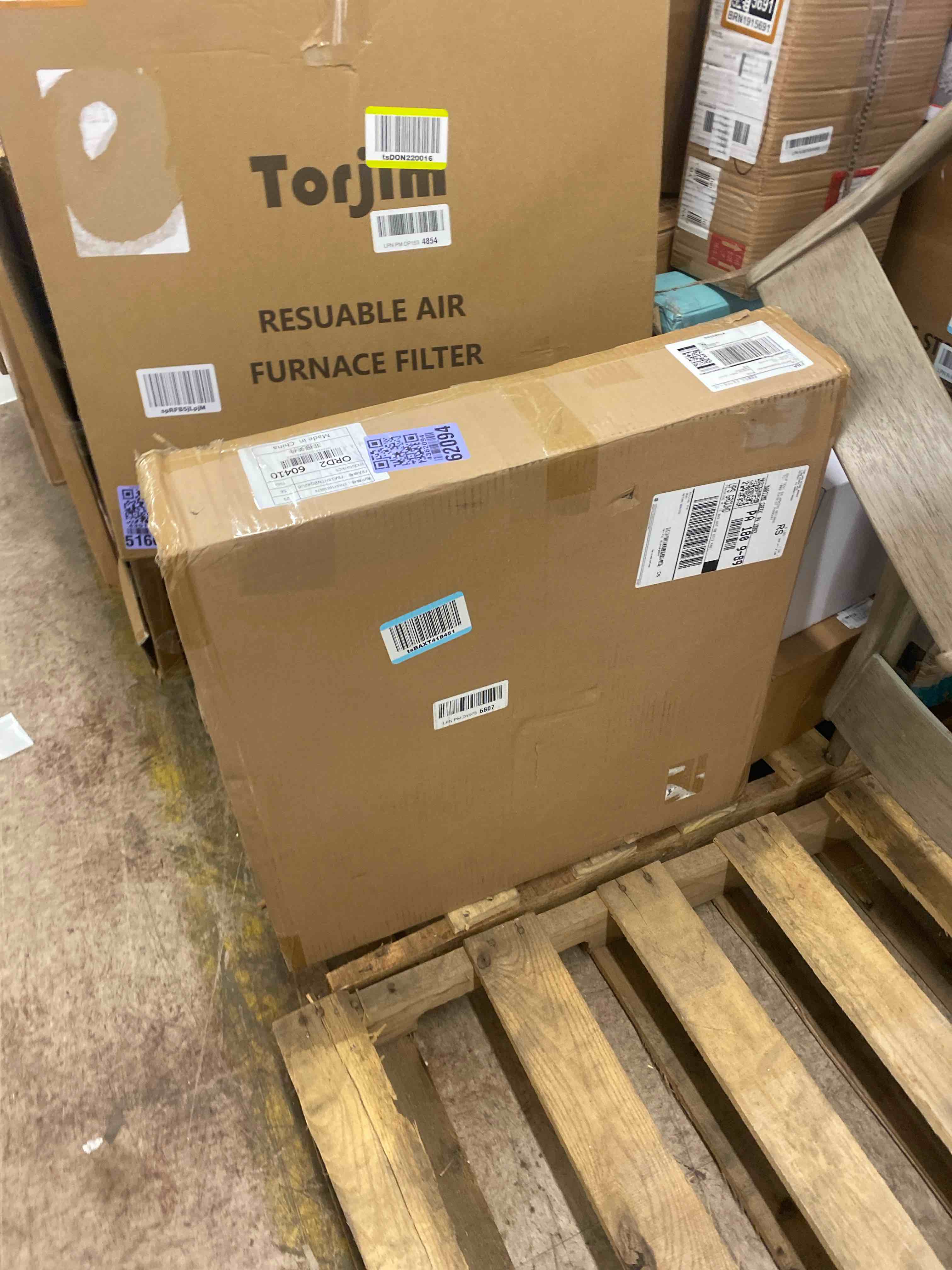 https://s3.amazonaws.com/lotting-images-prod/phillipi/GRA2224794_1747929193019.jpeg