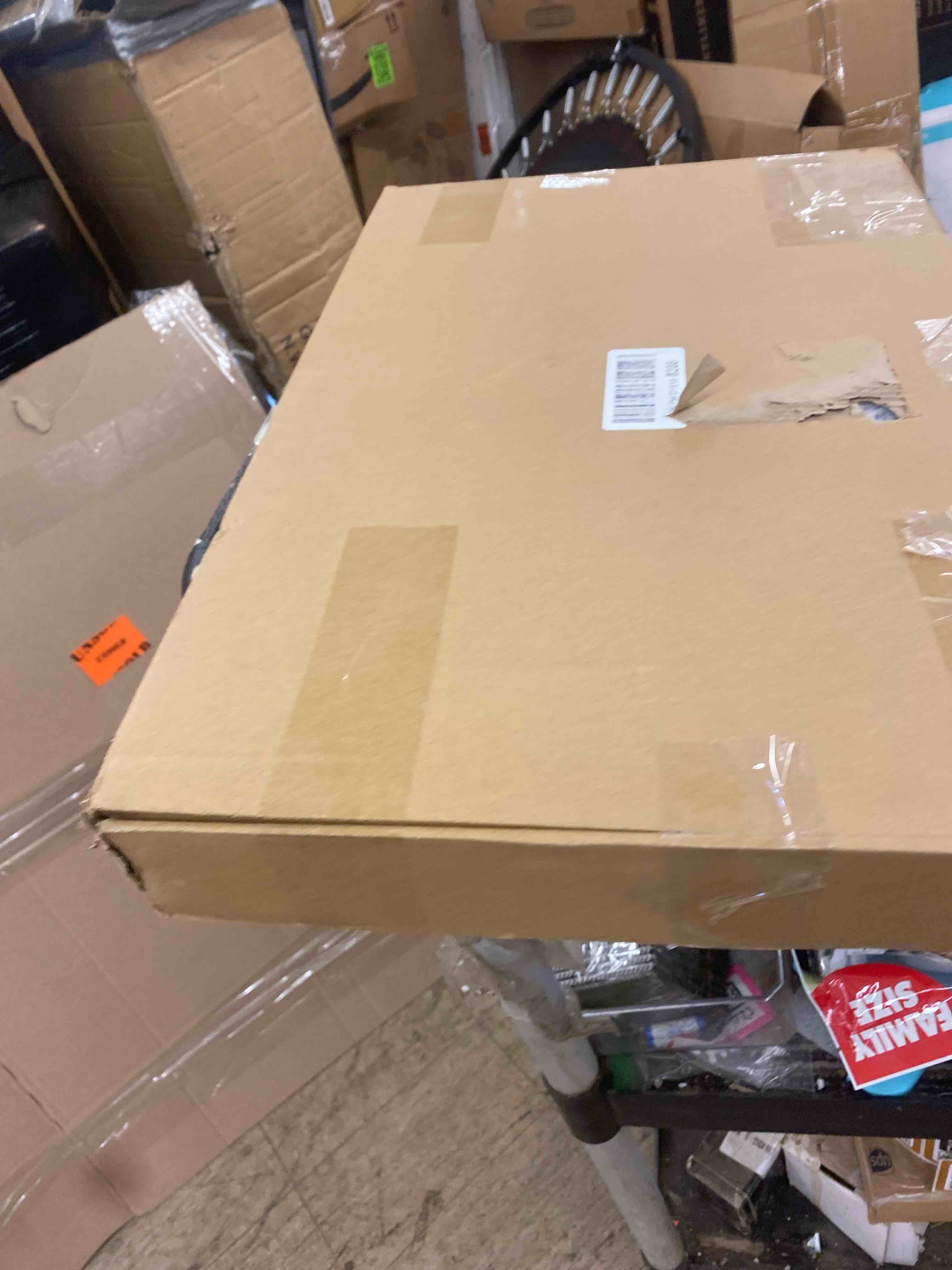 https://s3.amazonaws.com/lotting-images-prod/phillipi/GRA2224801_1747930289524.jpeg