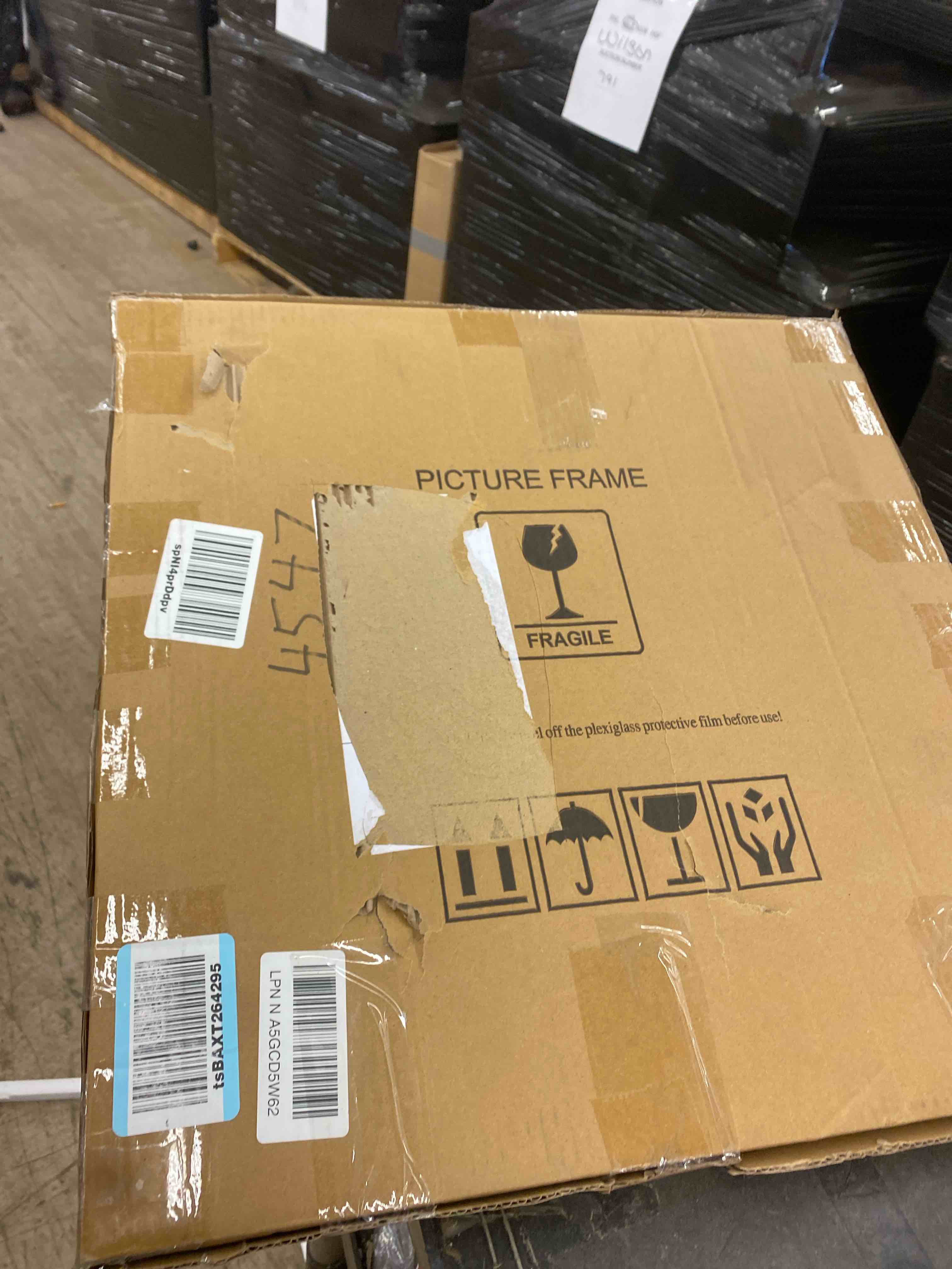 https://s3.amazonaws.com/lotting-images-prod/phillipi/GRA2224834_1747936840587.jpeg