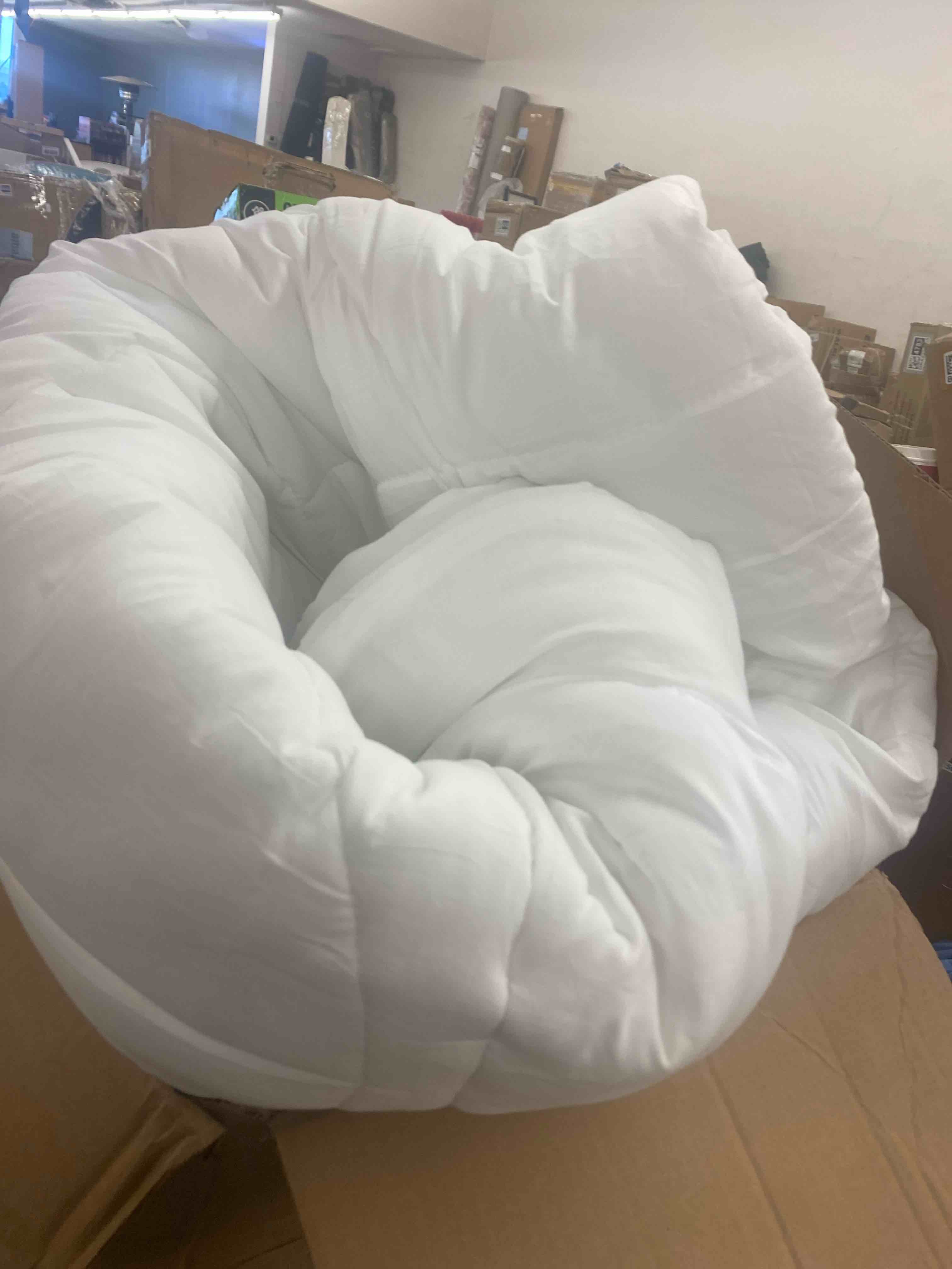 NTBAY Twin Comforter - Down Alternative Comforter Duvet Insert, All Season Bedding Quilted Comforter with Corner Tabs, Machine Washable, Soft Comforter Only, White