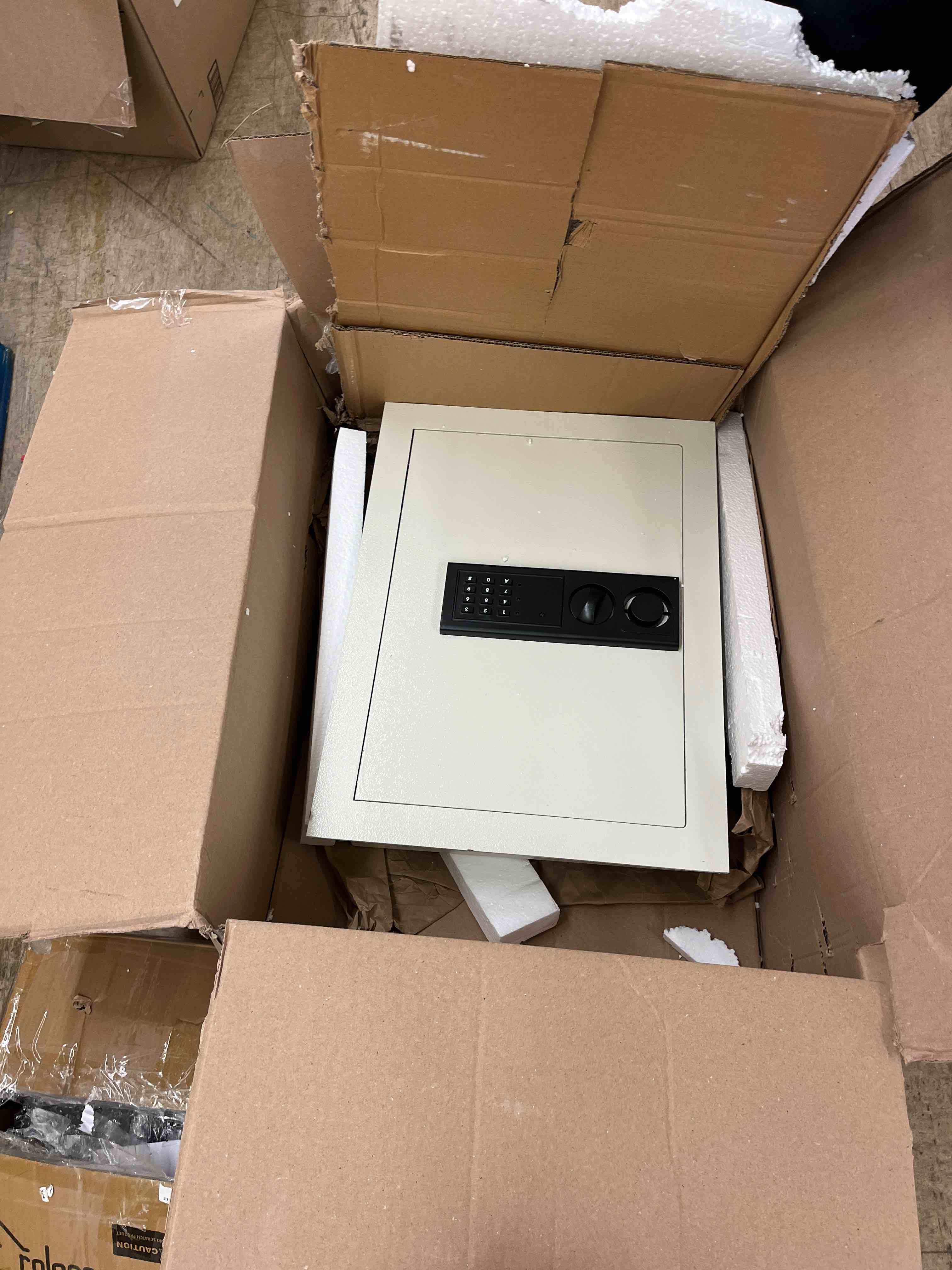 https://s3.amazonaws.com/lotting-images-prod/phillipi/GRA2225158_1748536784366.jpeg