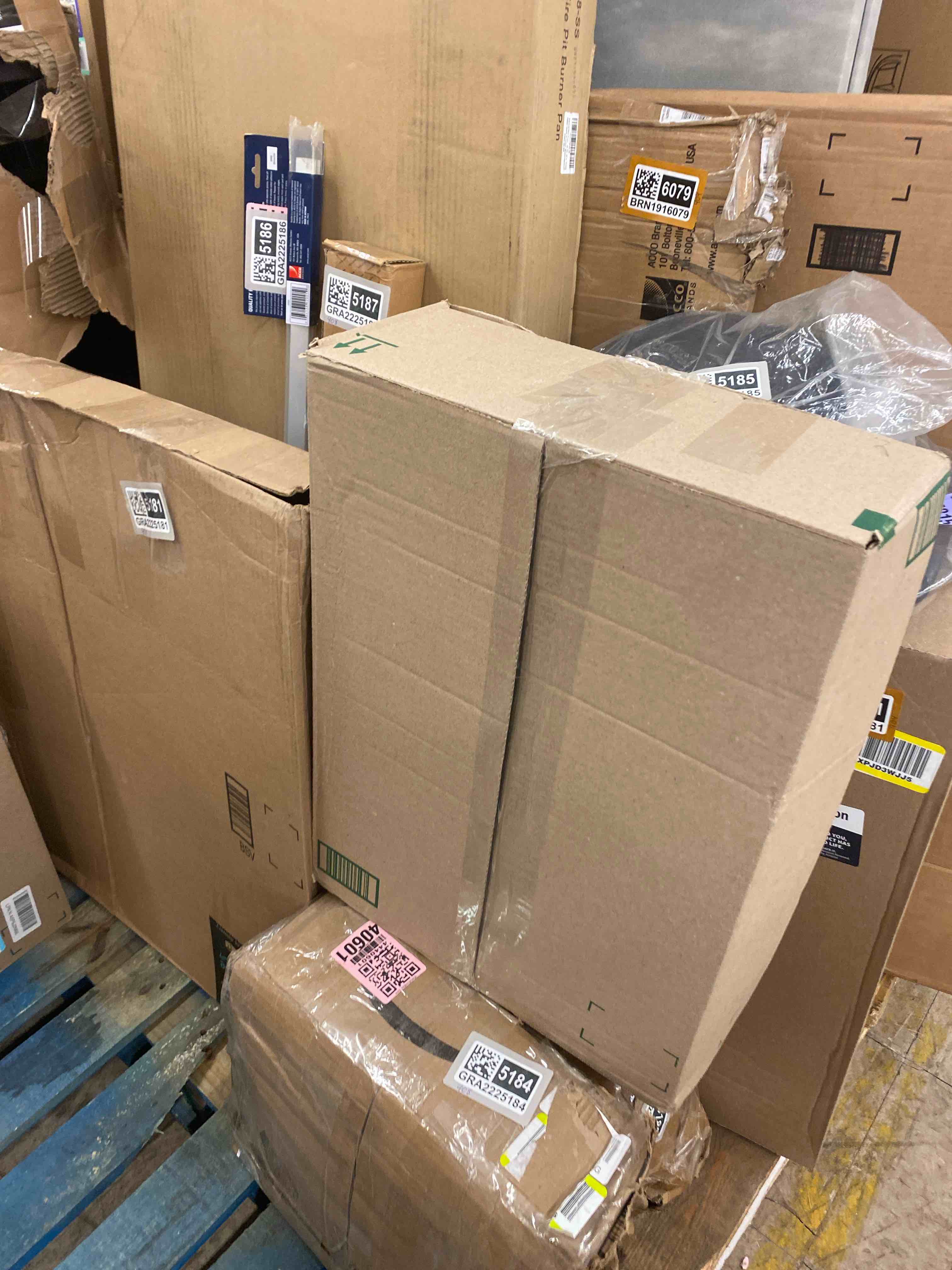 https://s3.amazonaws.com/lotting-images-prod/phillipi/GRA2225189_1748692004643.jpeg