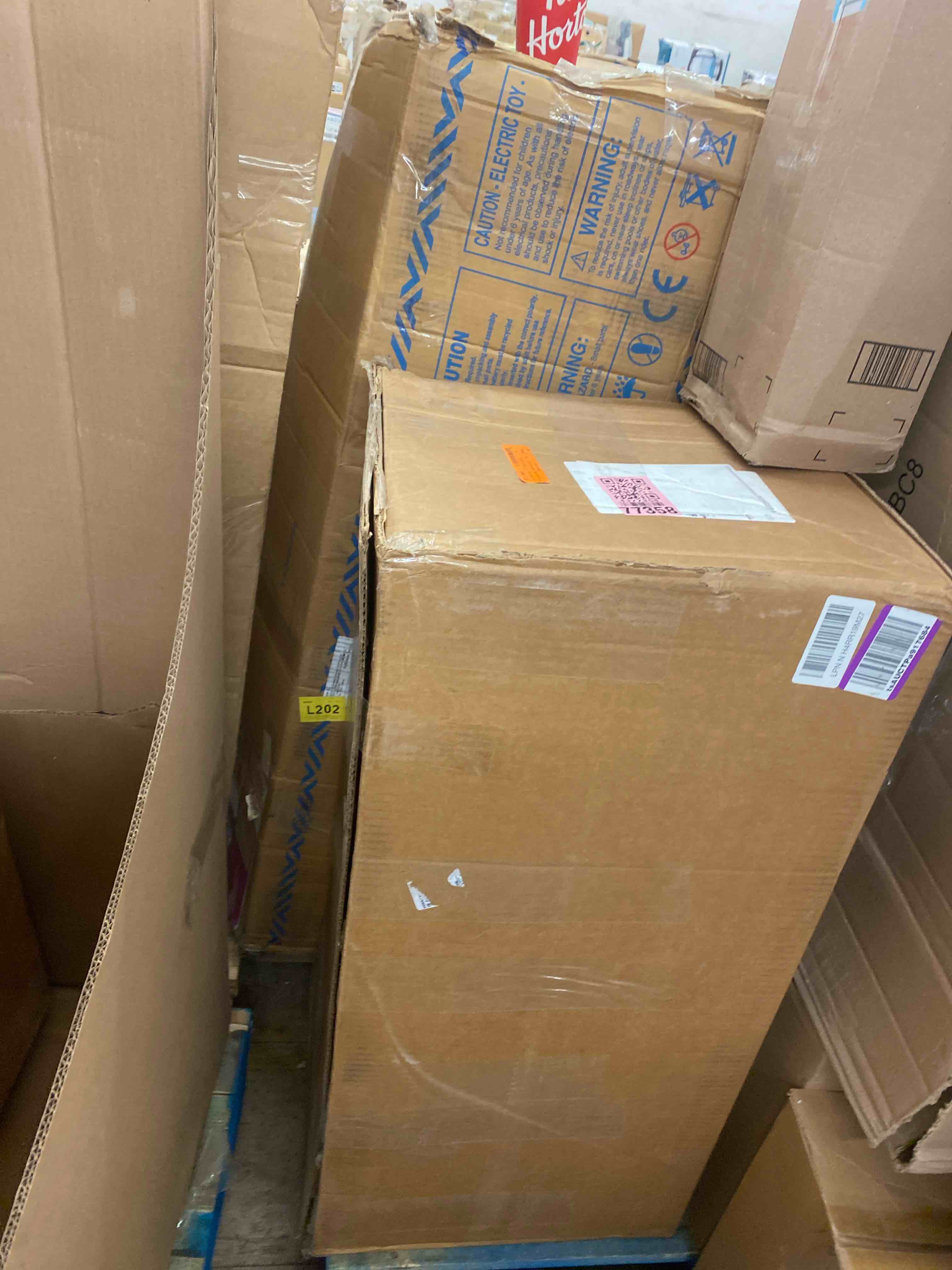 https://s3.amazonaws.com/lotting-images-prod/phillipi/GRA2225205_1748694999311.jpeg