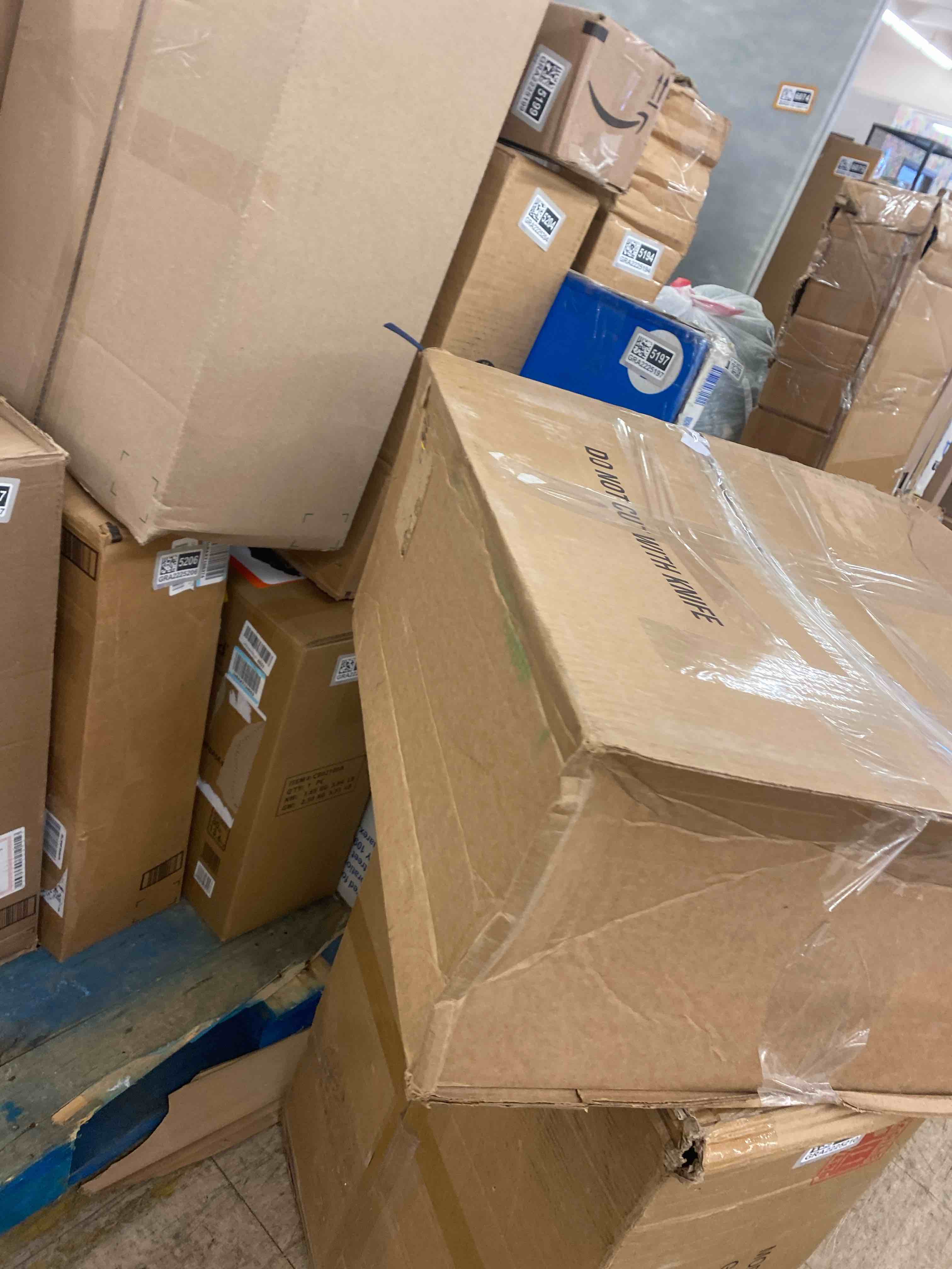 https://s3.amazonaws.com/lotting-images-prod/phillipi/GRA2225211_1748696705048.jpeg