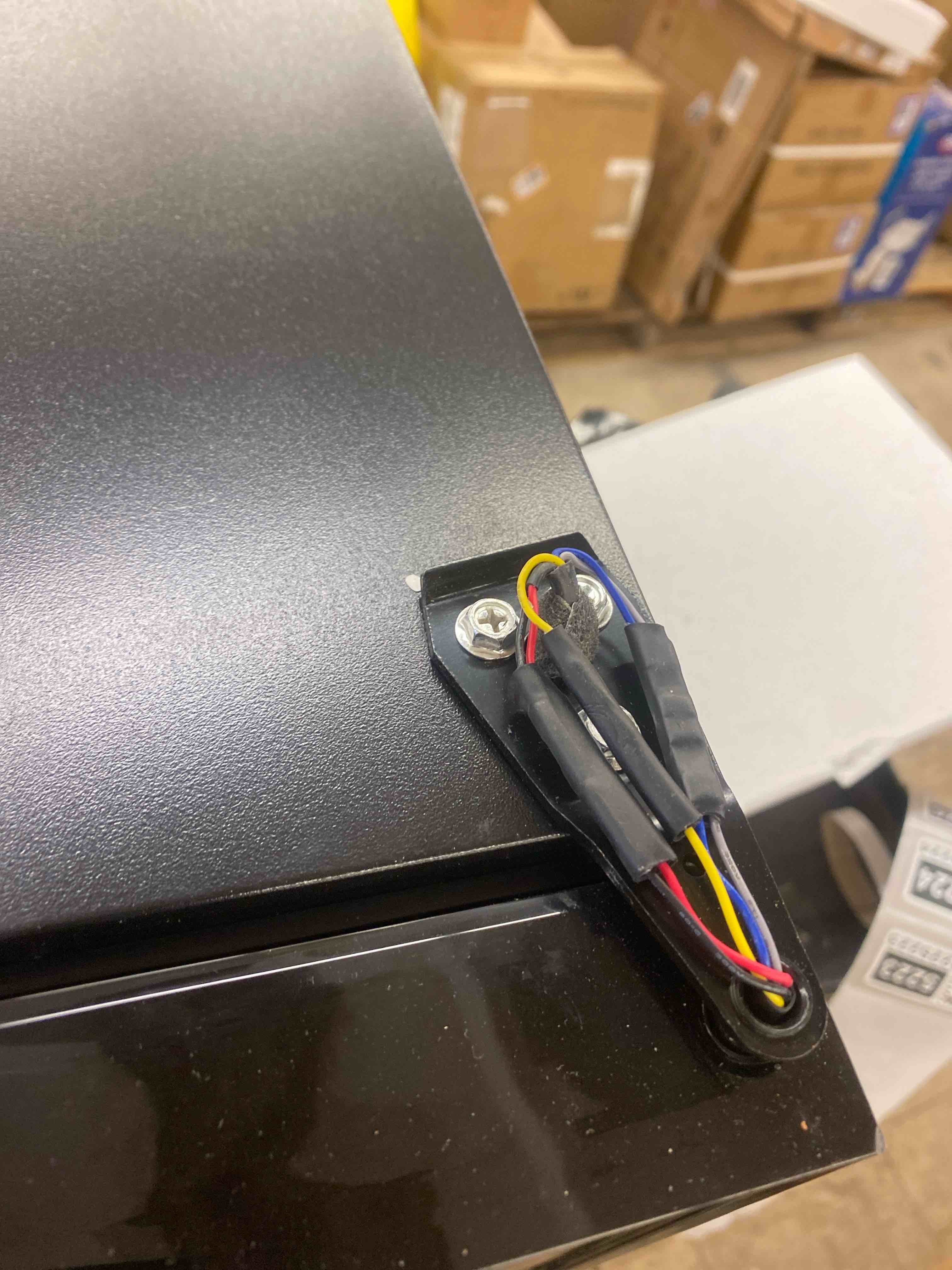 https://s3.amazonaws.com/lotting-images-prod/phillipi/GRA2225223_1748702470366.jpeg