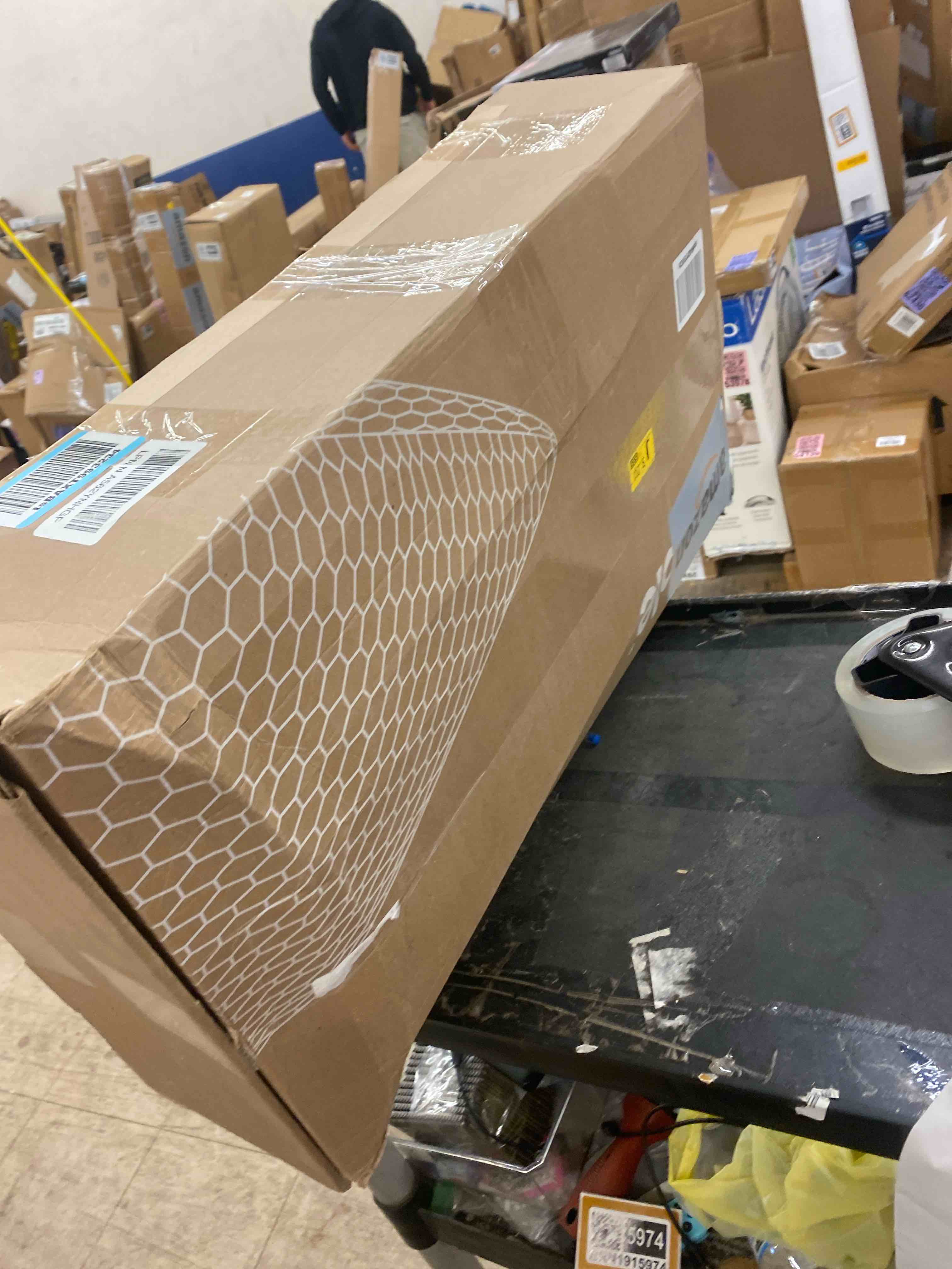 https://s3.amazonaws.com/lotting-images-prod/phillipi/GRA2225228_1748703450548.jpeg