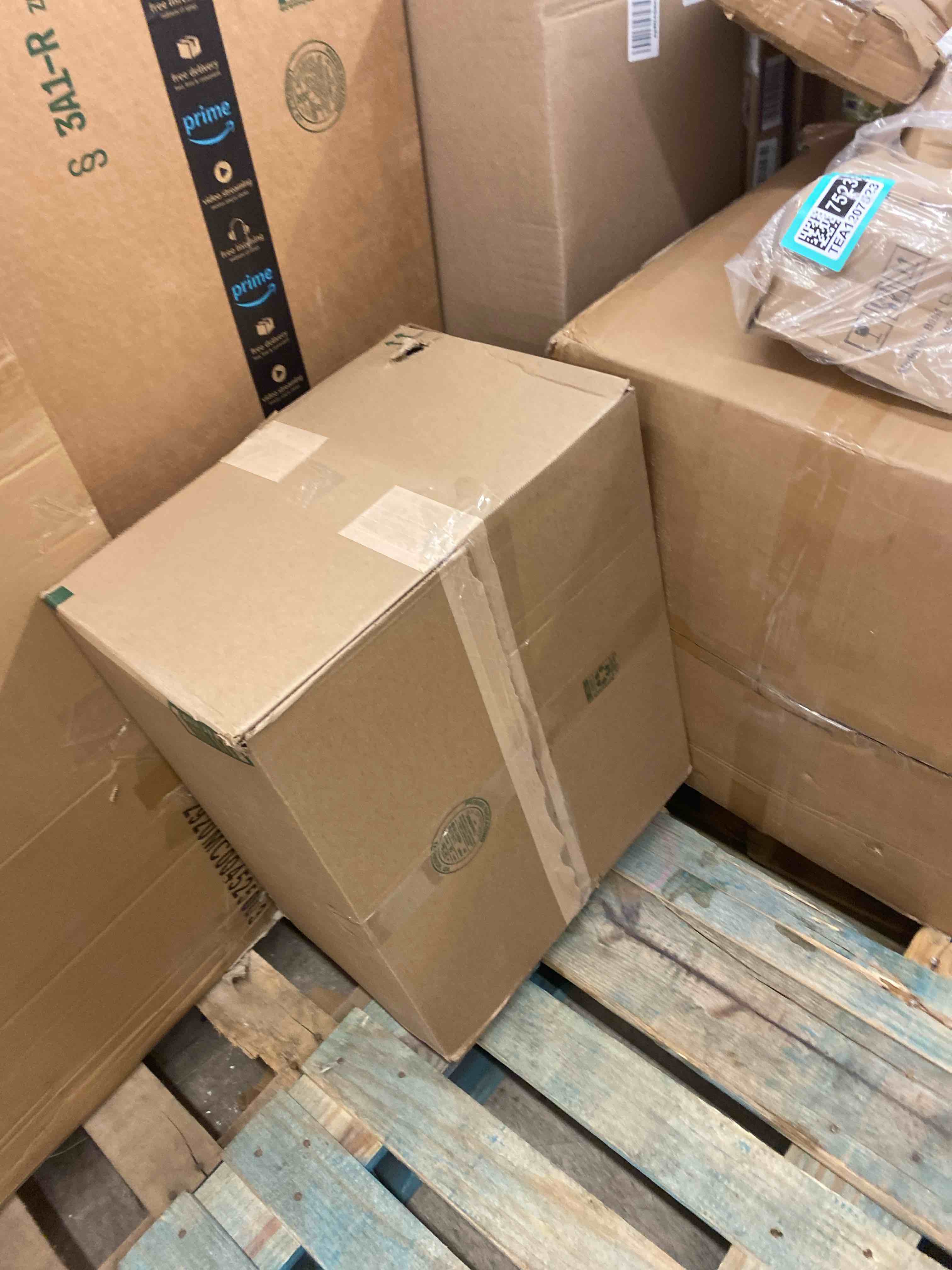https://s3.amazonaws.com/lotting-images-prod/phillipi/GRA2225280_1748957460178.jpeg