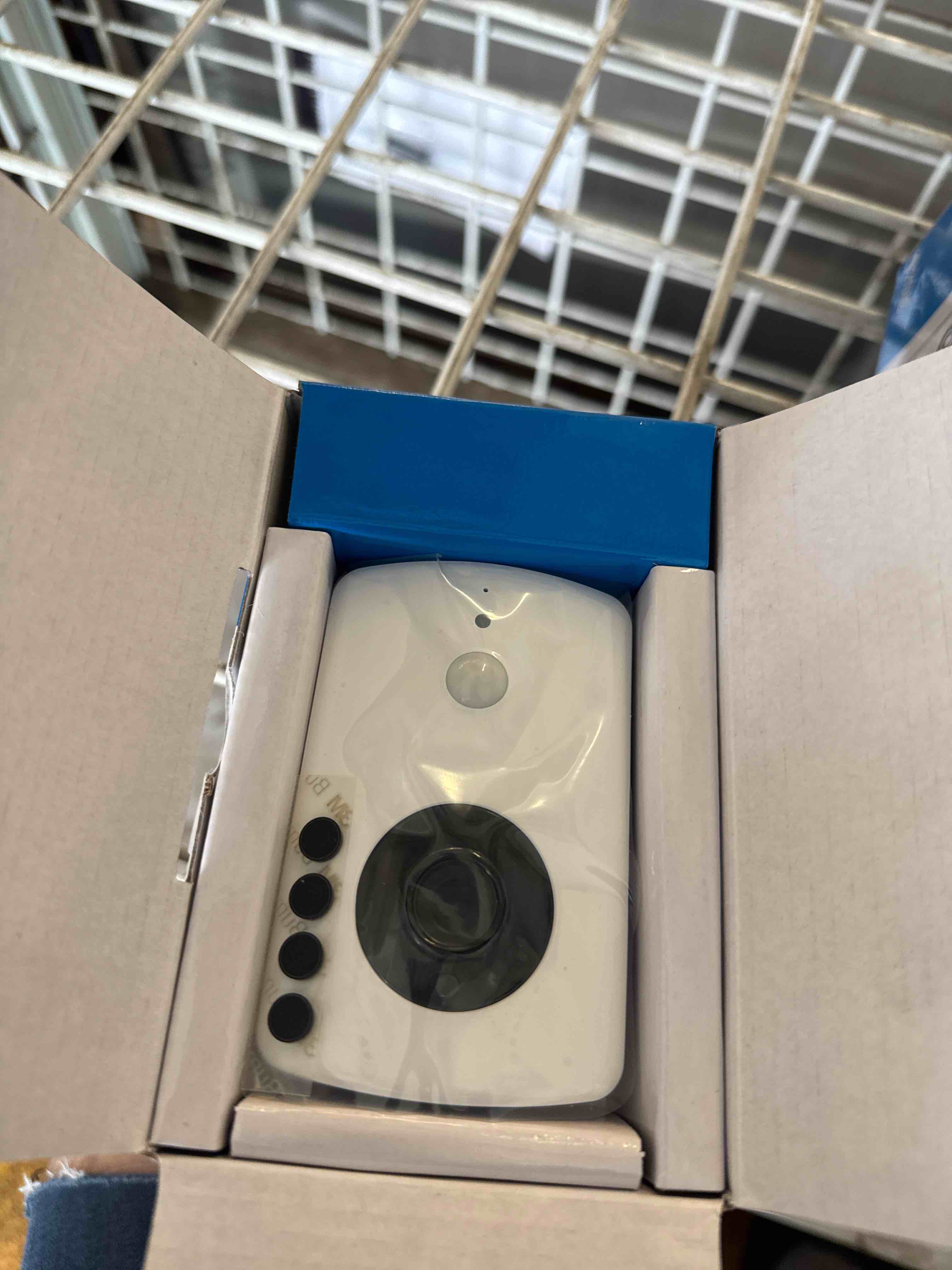 https://s3.amazonaws.com/lotting-images-prod/phillipi/GRA2226204_1751312056371.jpeg