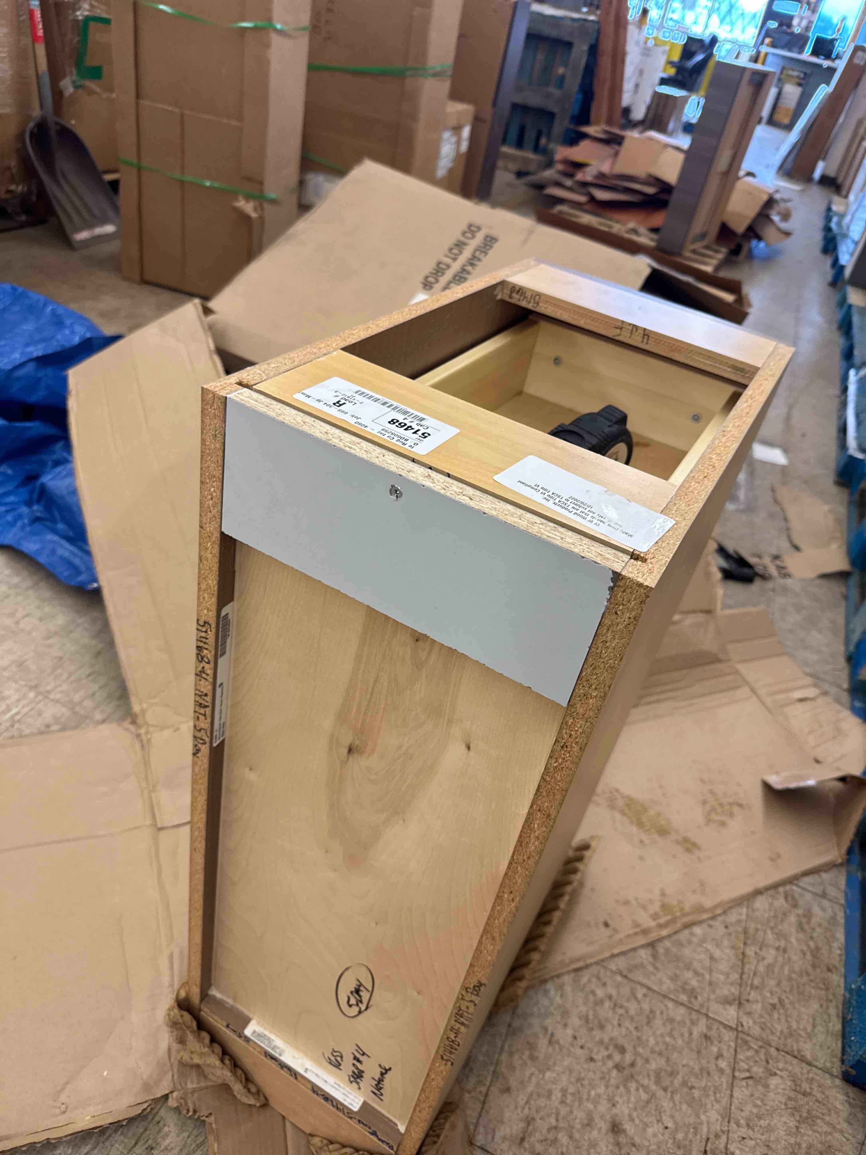 https://s3.amazonaws.com/lotting-images-prod/phillipi/GRA2226241_1751391162426.jpeg