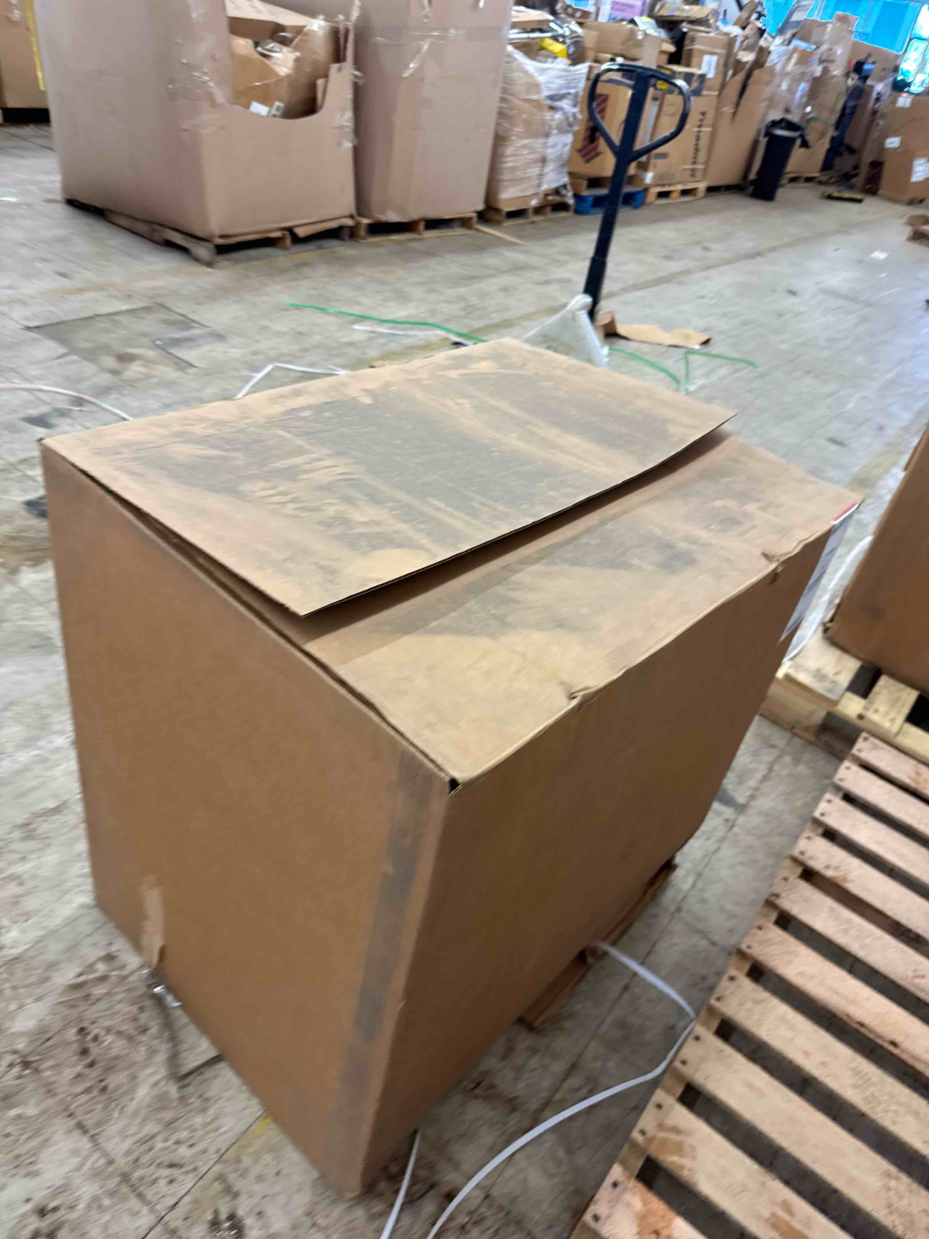 https://s3.amazonaws.com/lotting-images-prod/phillipi/GRA2226249_1751549556504.jpeg