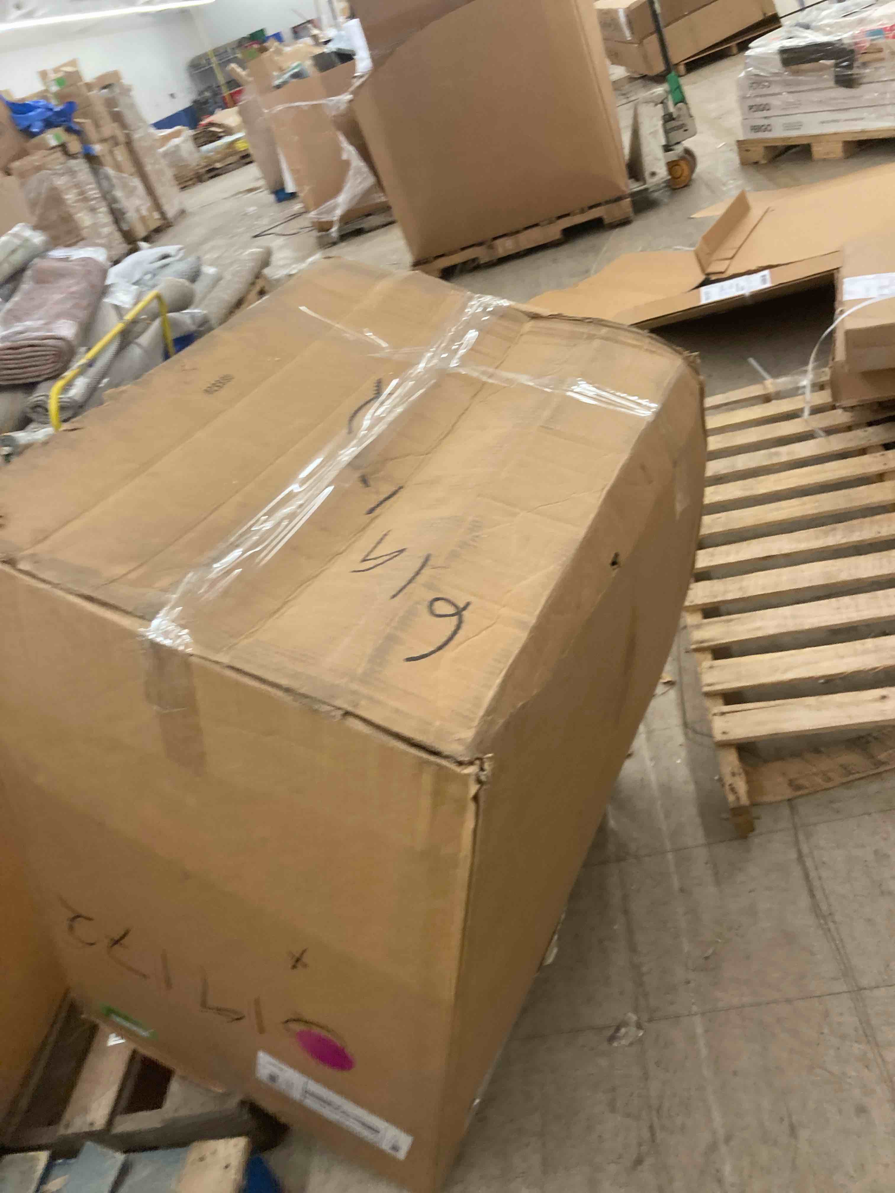 https://s3.amazonaws.com/lotting-images-prod/phillipi/GRA2226365_1751979282961.jpeg