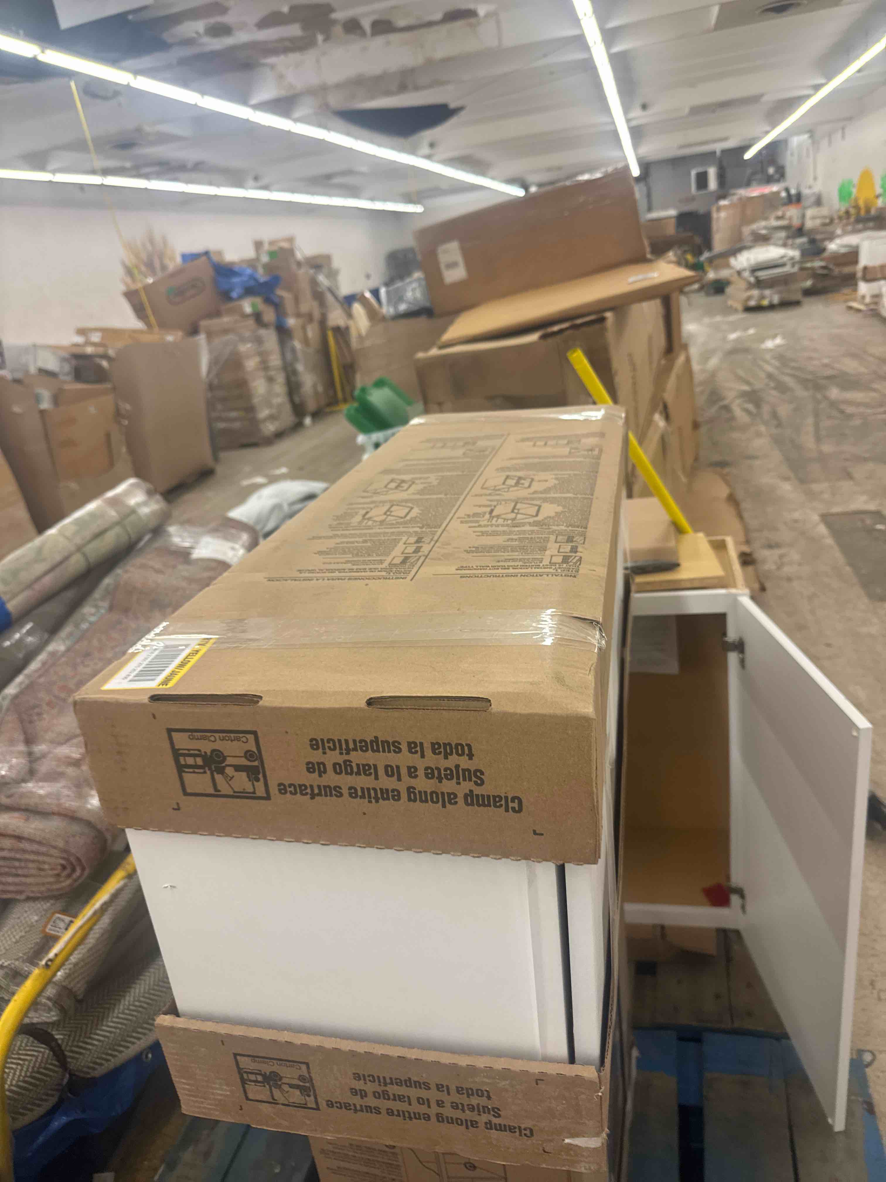 https://s3.amazonaws.com/lotting-images-prod/phillipi/GRA2226370_1752059119441.jpeg