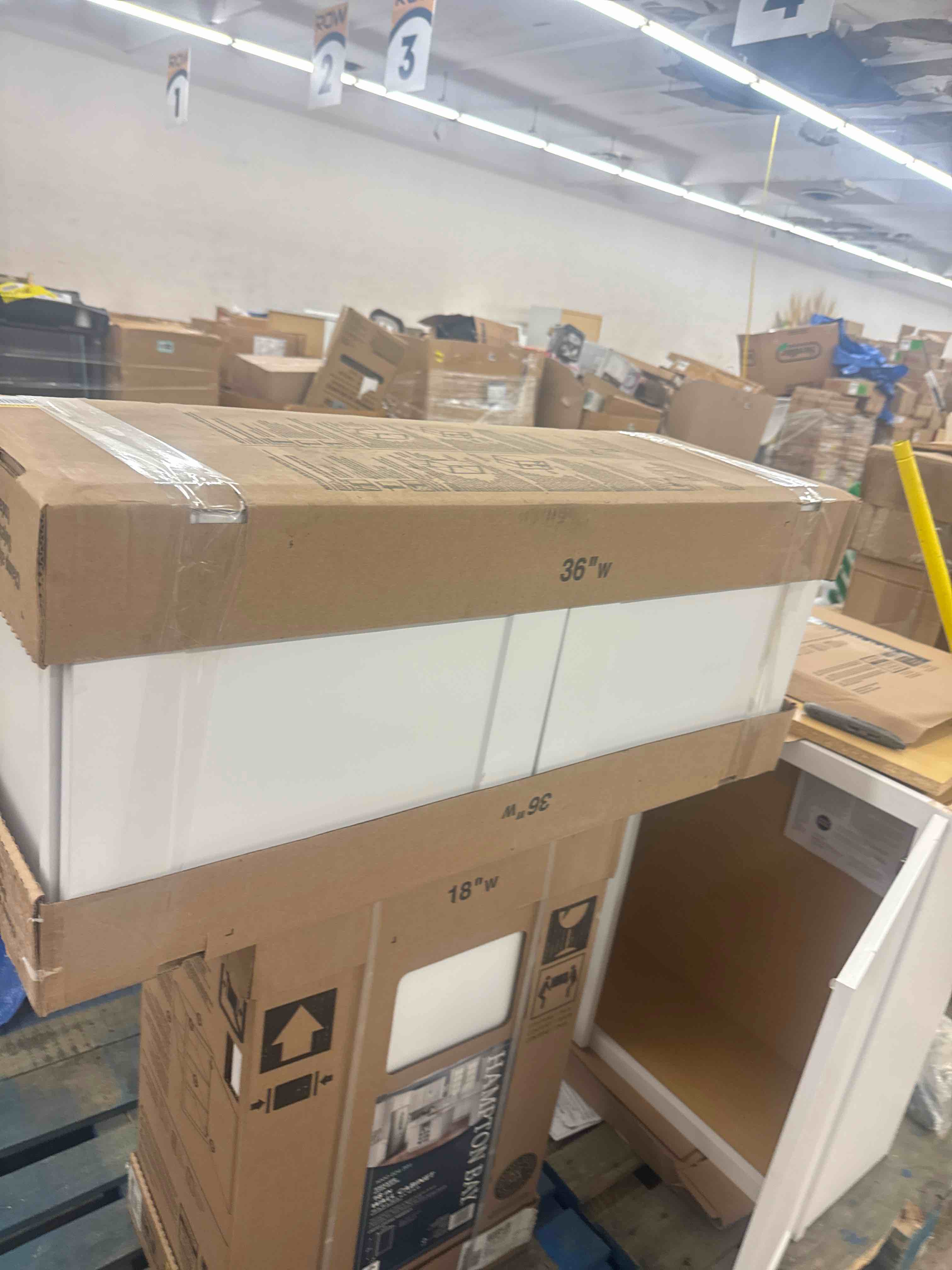 https://s3.amazonaws.com/lotting-images-prod/phillipi/GRA2226370_1752059121658.jpeg