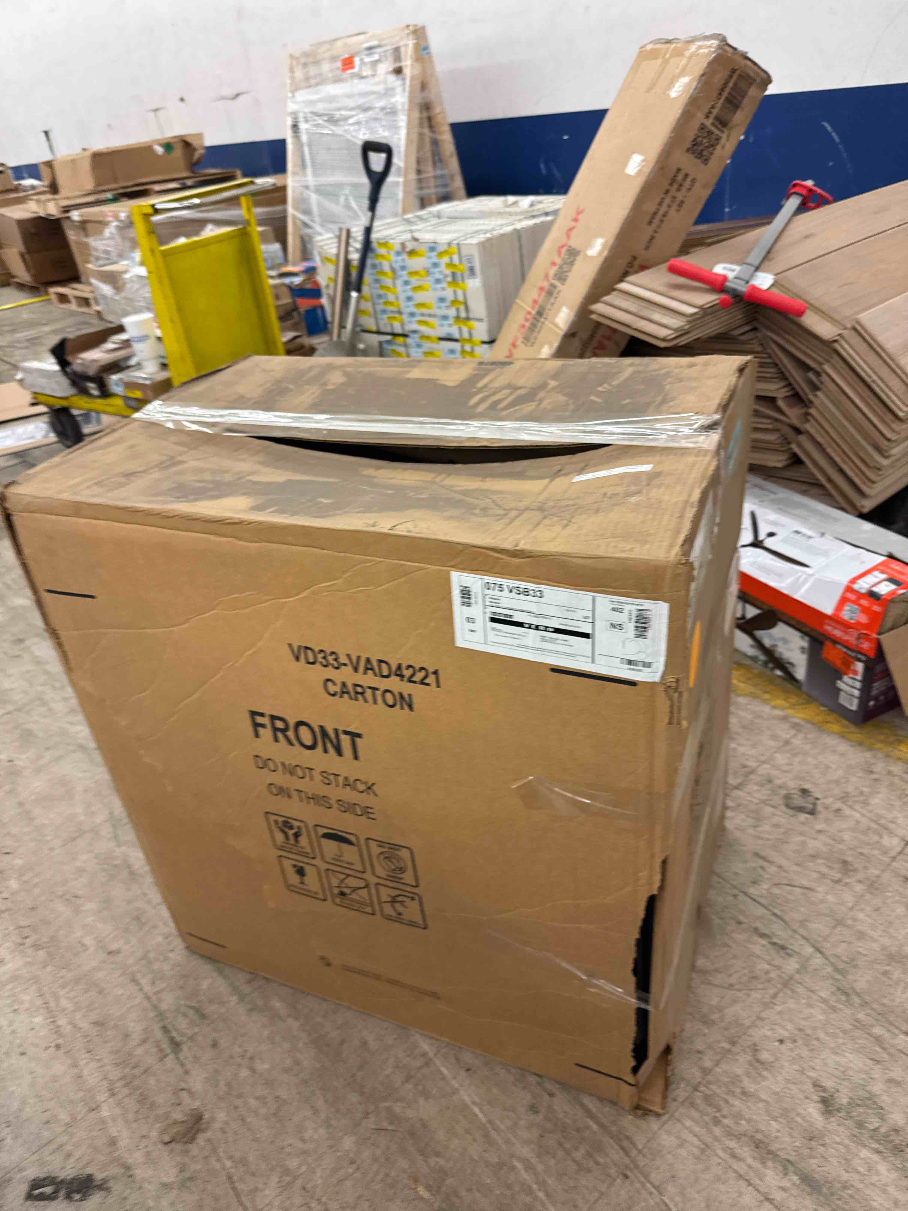 https://s3.amazonaws.com/lotting-images-prod/phillipi/GRA2226374_1752060702643.jpeg
