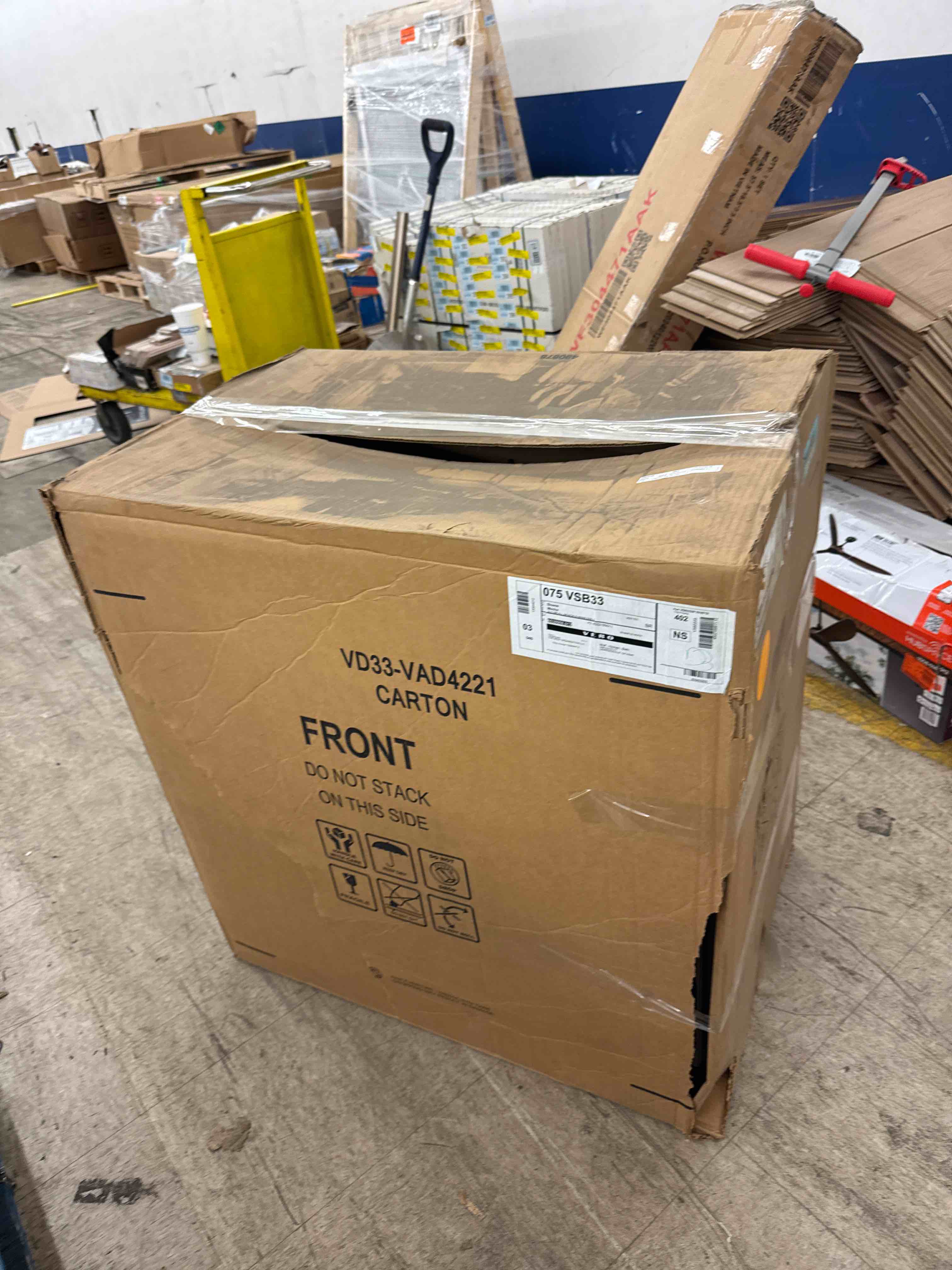 https://s3.amazonaws.com/lotting-images-prod/phillipi/GRA2226374_1752060703537.jpeg