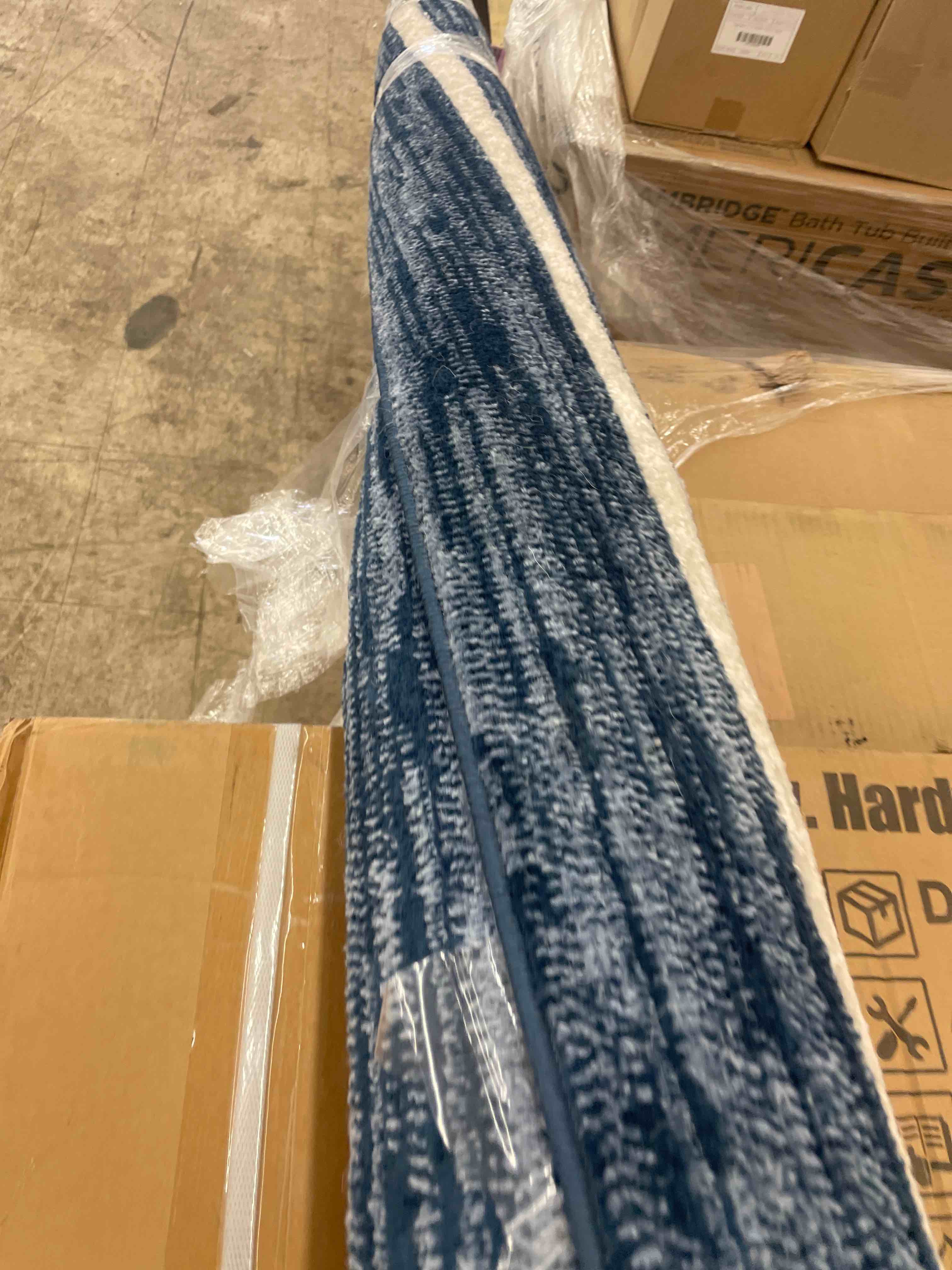 https://s3.amazonaws.com/lotting-images-prod/phillipi/GRA2226386_1752160429589.jpeg