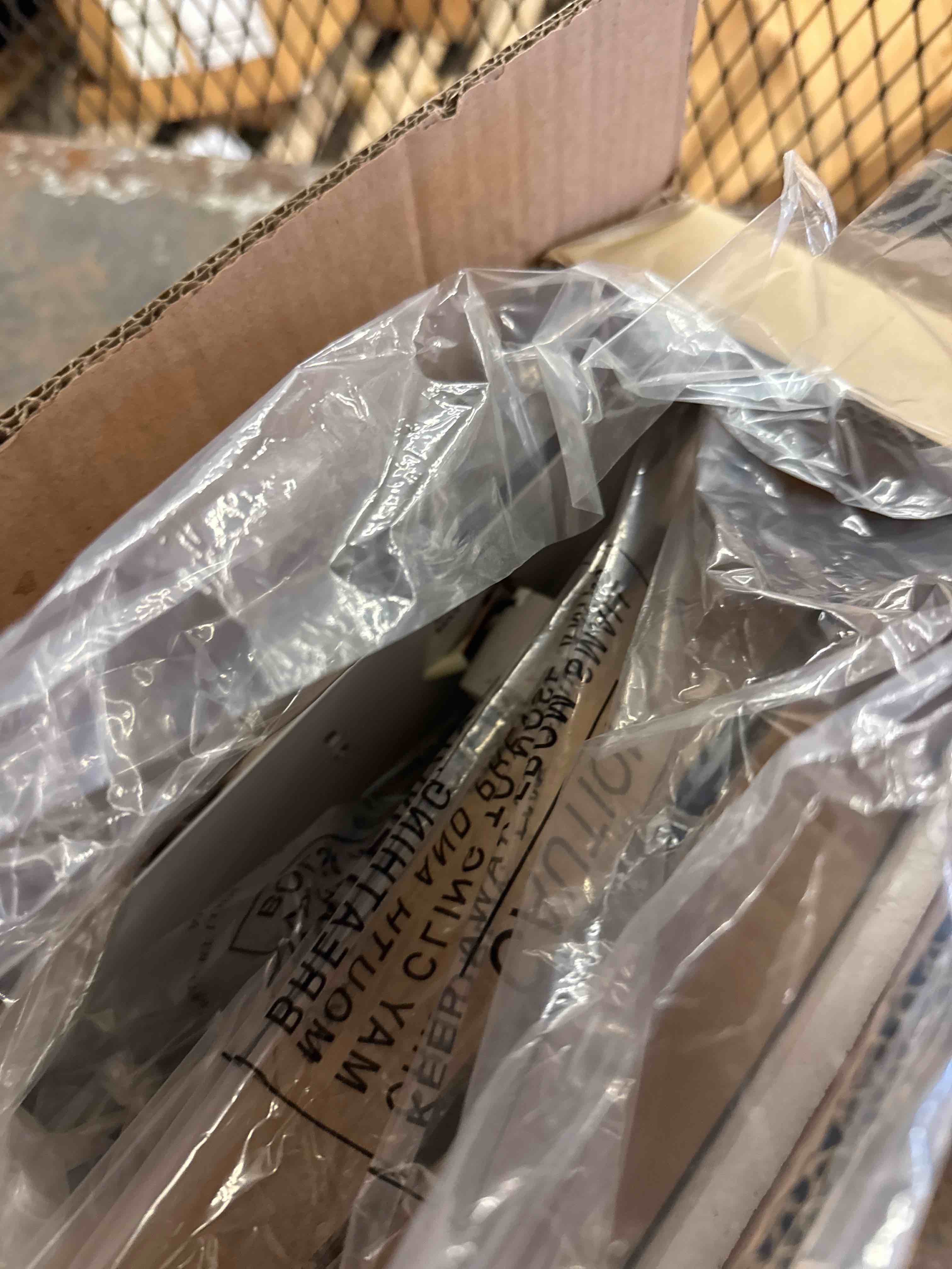 https://s3.amazonaws.com/lotting-images-prod/phillipi/GRA2226452_1753546254127.jpeg
