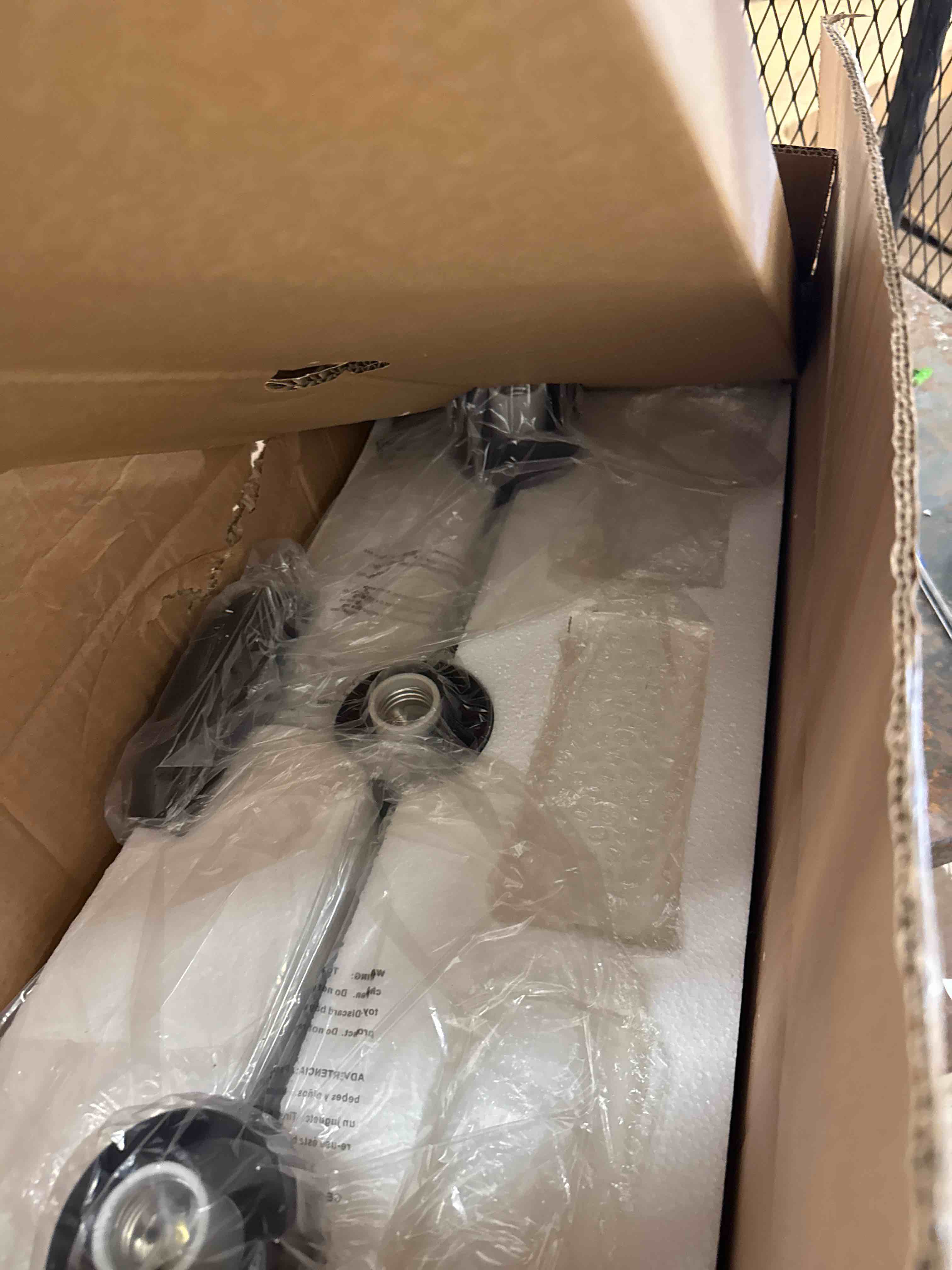 https://s3.amazonaws.com/lotting-images-prod/phillipi/GRA2226460_1753546937393.jpeg