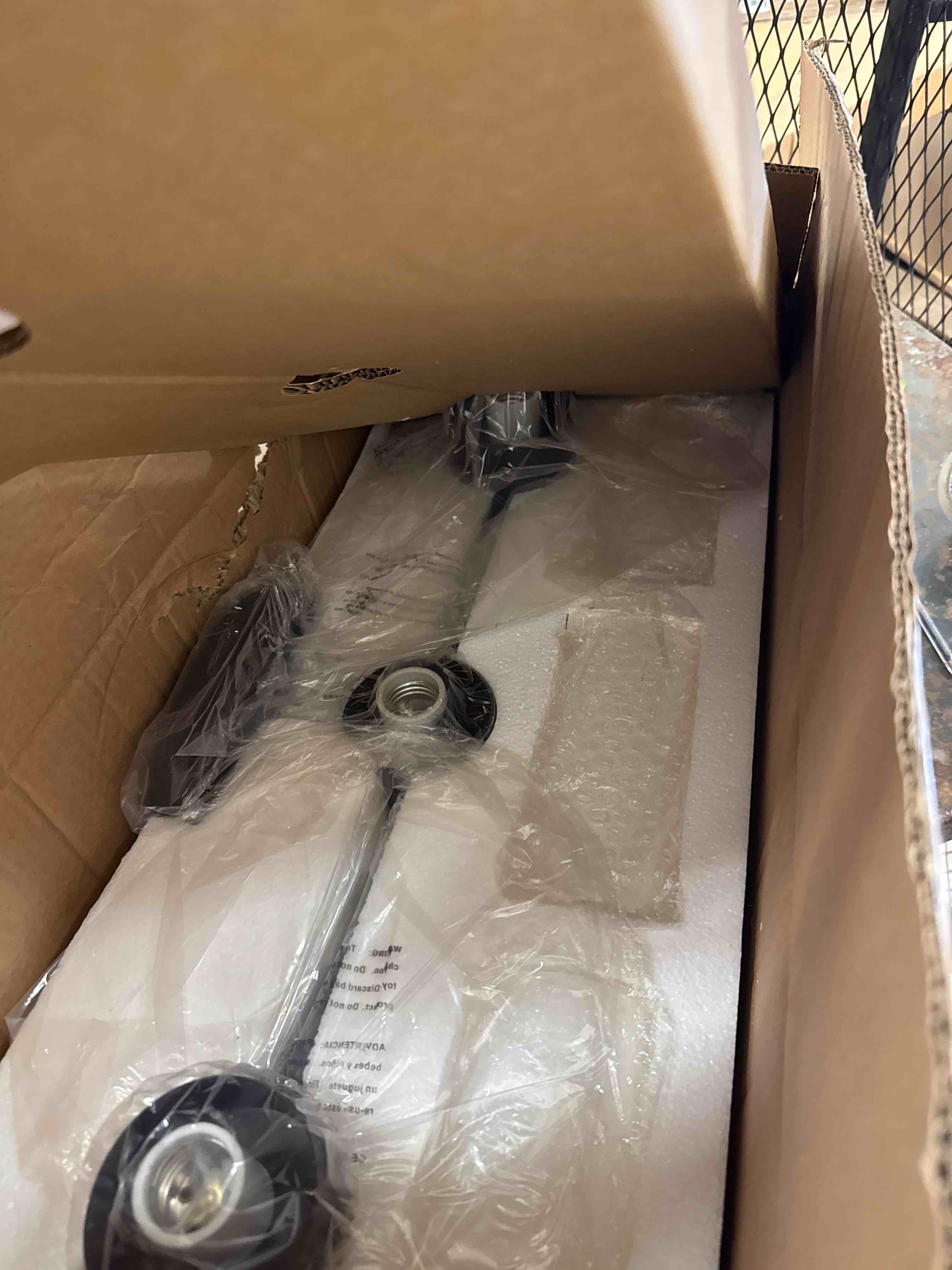 https://s3.amazonaws.com/lotting-images-prod/phillipi/GRA2226460_1753546938261.jpeg