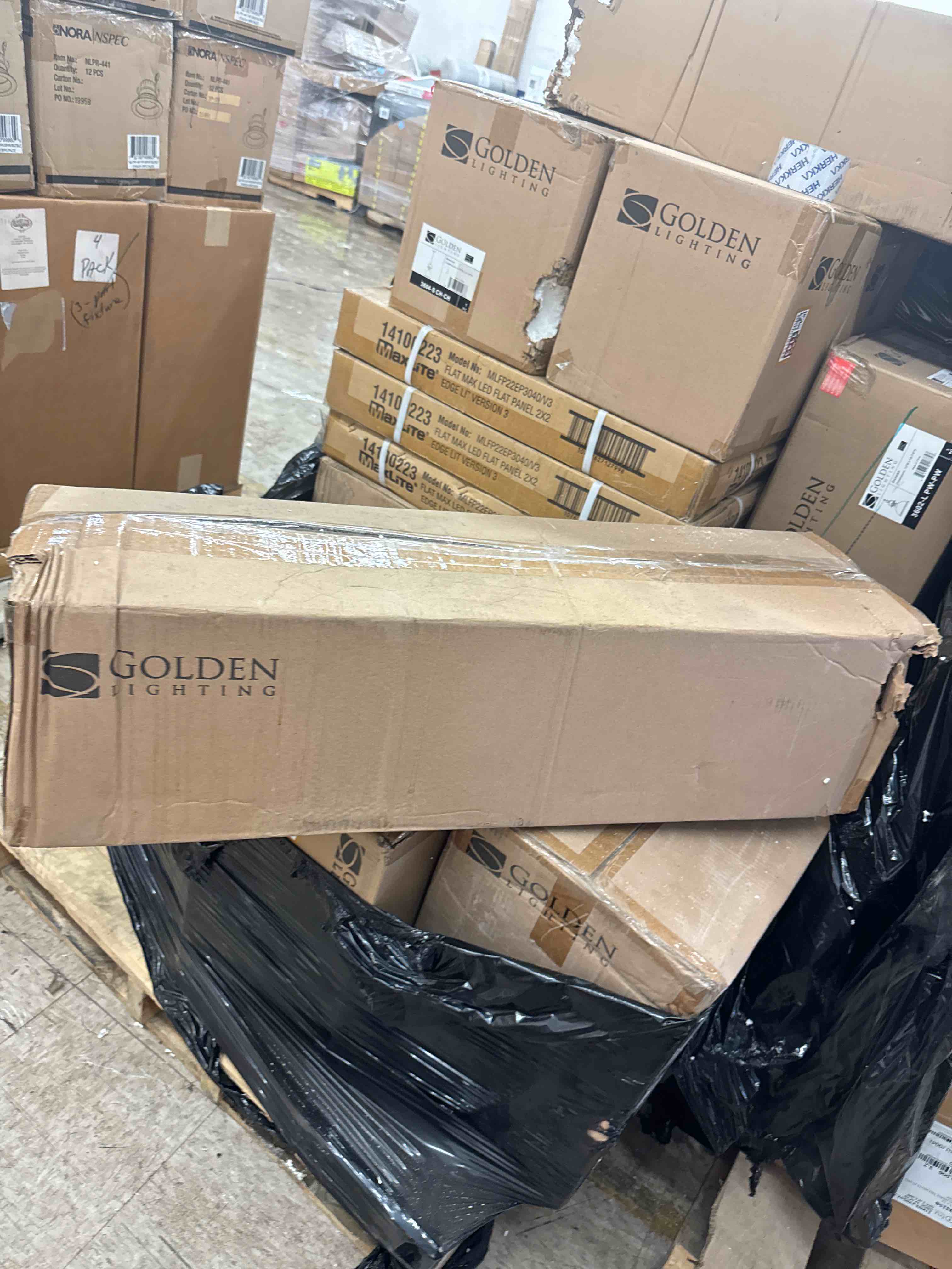https://s3.amazonaws.com/lotting-images-prod/phillipi/GRA2226473_1753549785562.jpeg
