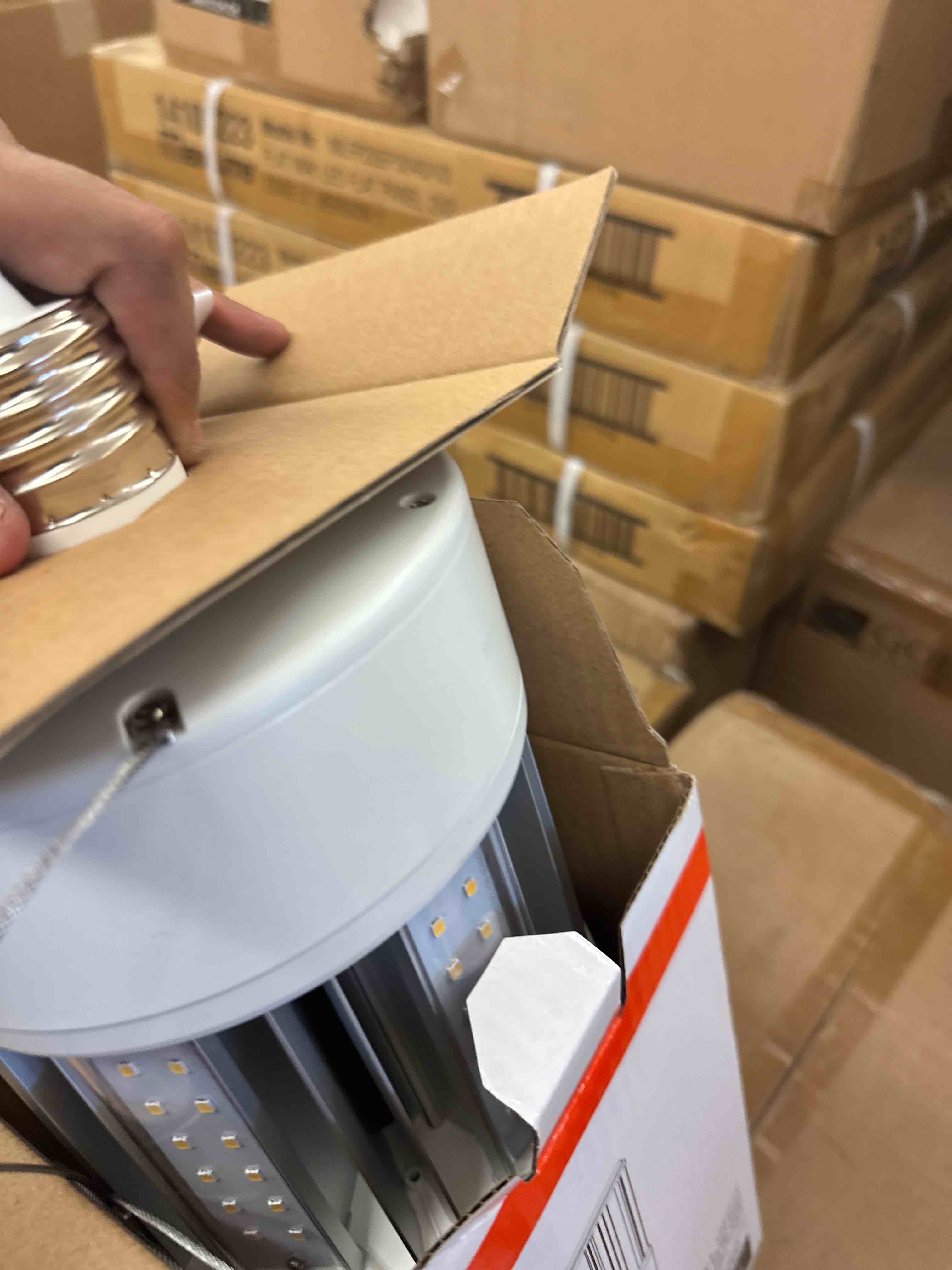 https://s3.amazonaws.com/lotting-images-prod/phillipi/GRA2226477_1753550031868.jpeg